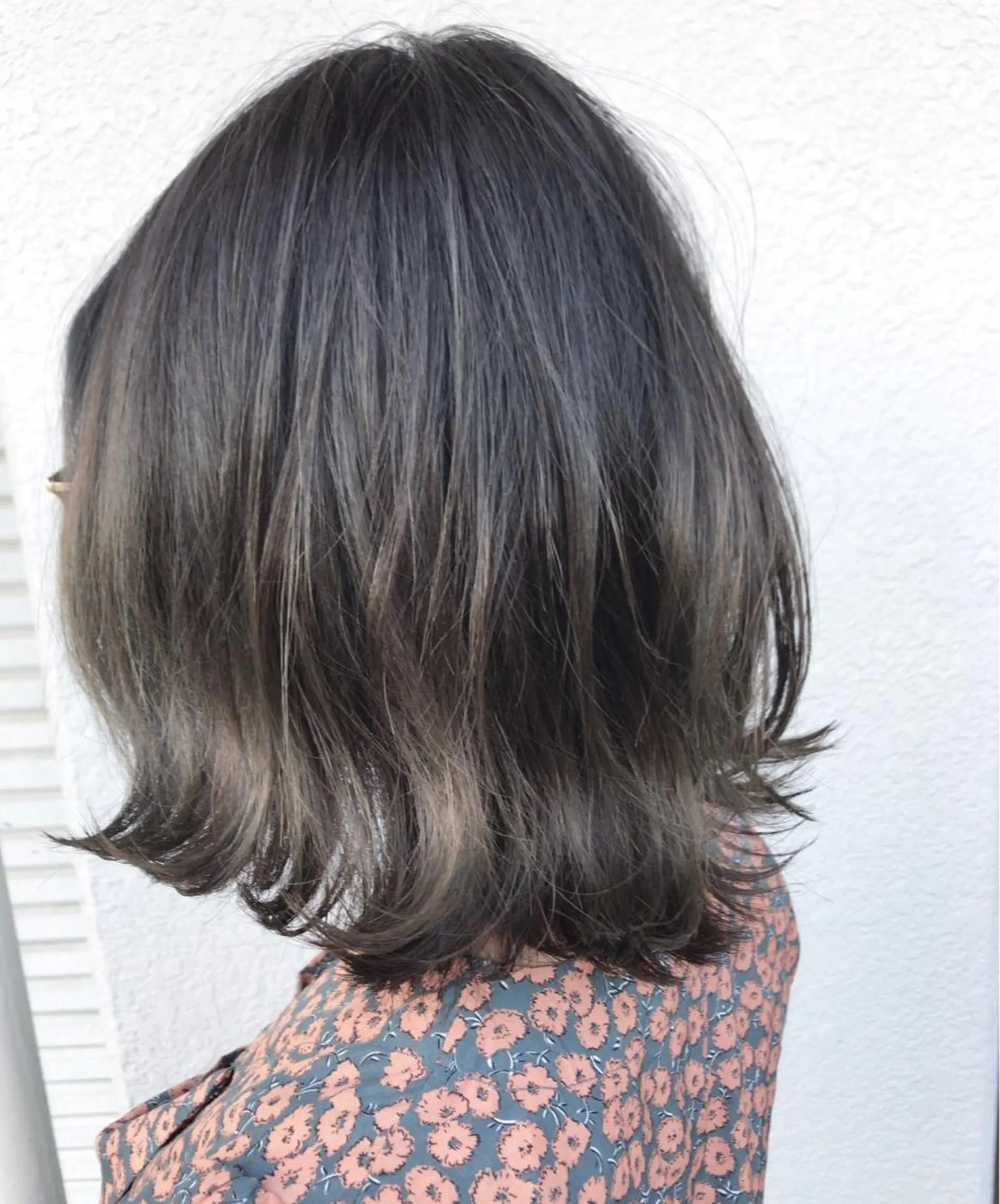 ショート カラー レイヤーカット匠 イソザキノリユキのヘアスタイル