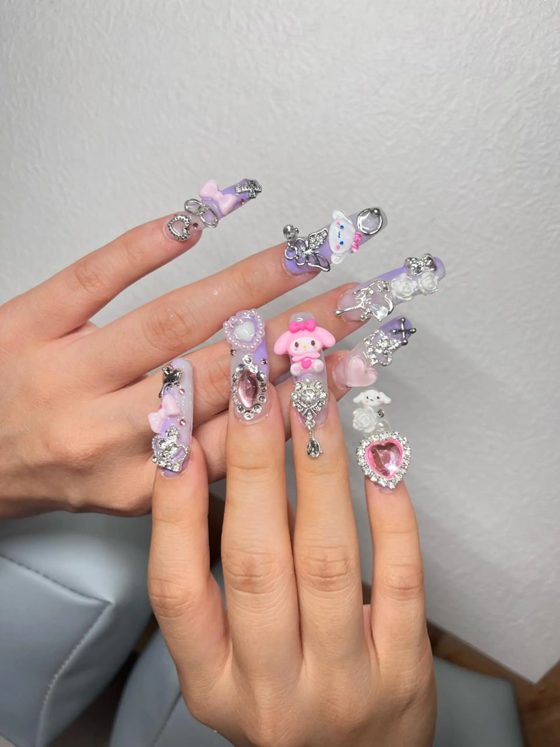 ネイル ハンドネイル ハンドケア キンジョウ ハルナのネイルデザイン