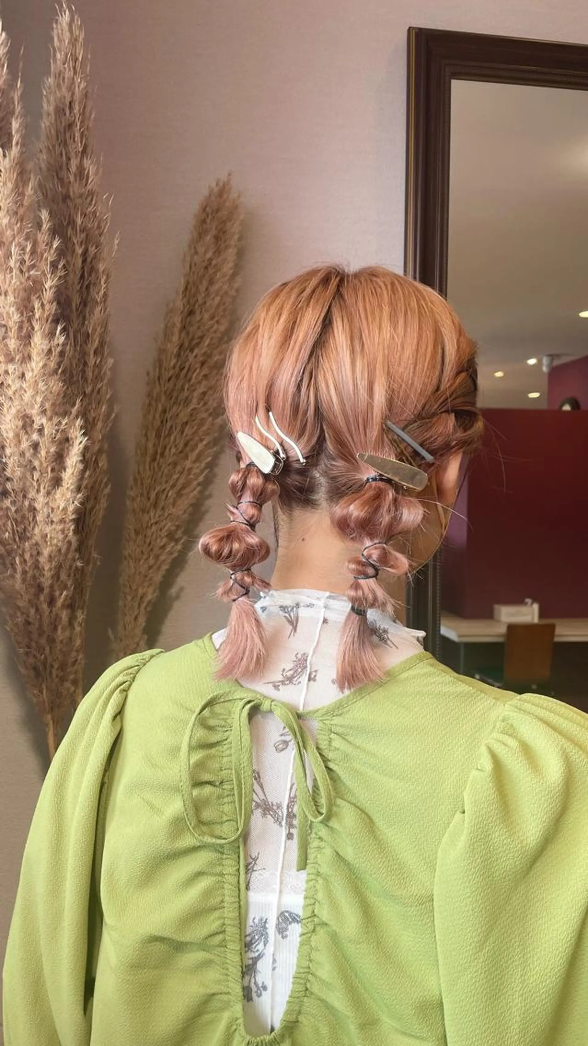 カラー ベージュ/透明感/ 桃子🎀のヘアスタイル