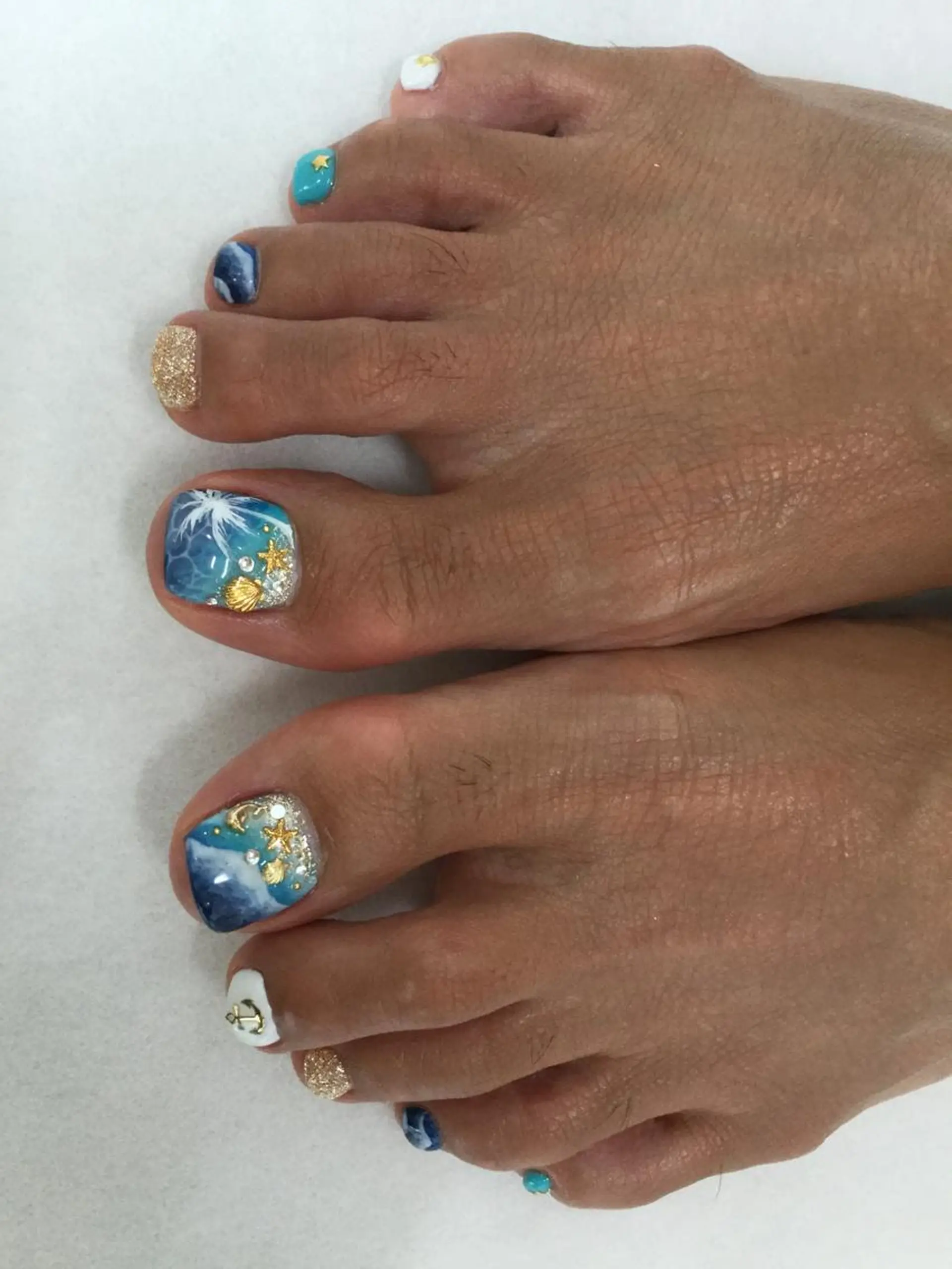 ネイル 💎🐰 saki. m 🐰💎のネイルデザイン