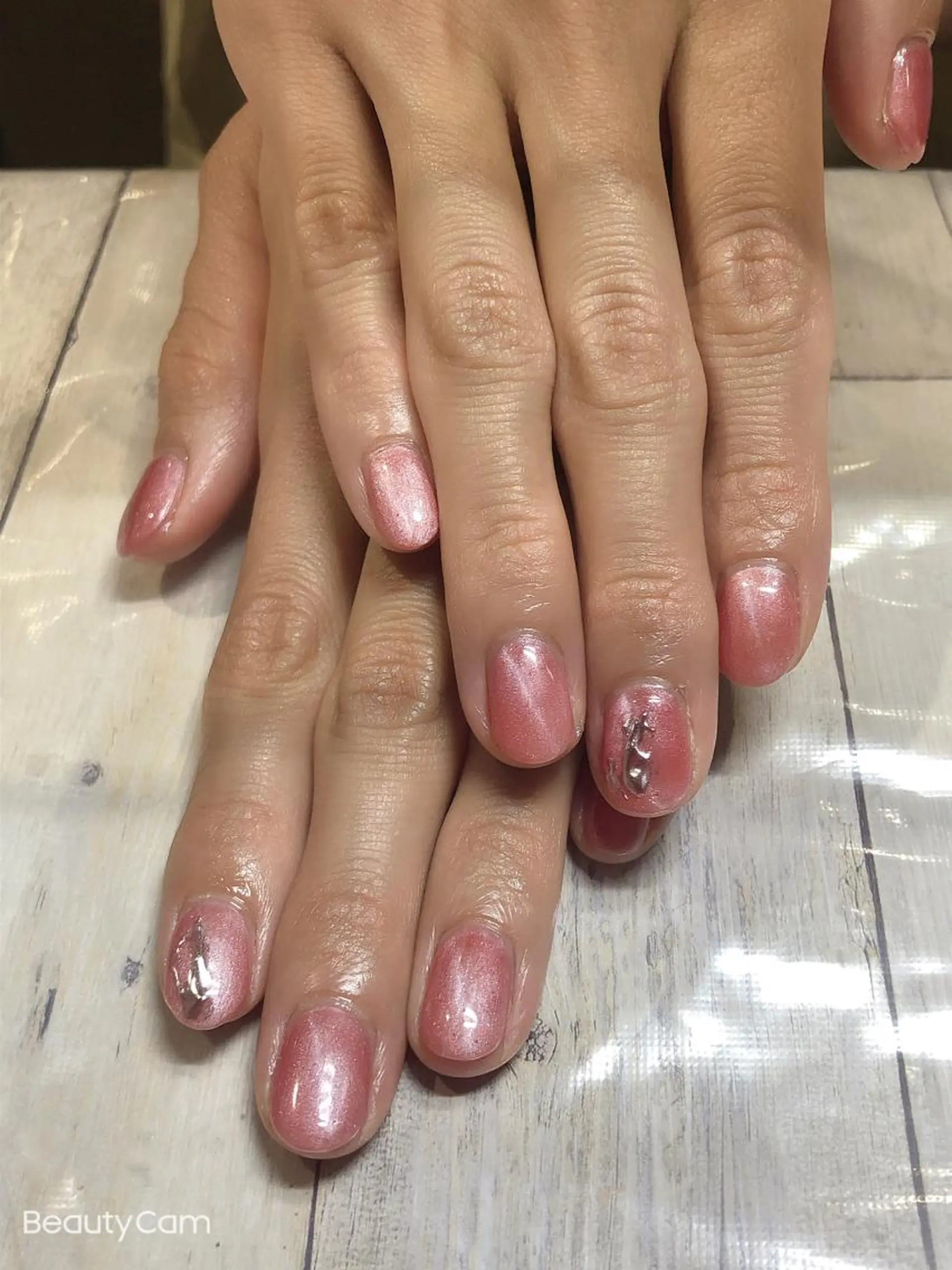 ネイル マグネットネイル マグネットワンカラー ワンカラーネイル 💎Guarendo💎錦糸町店所属・✨アン ミユ✨のネイルデザイン