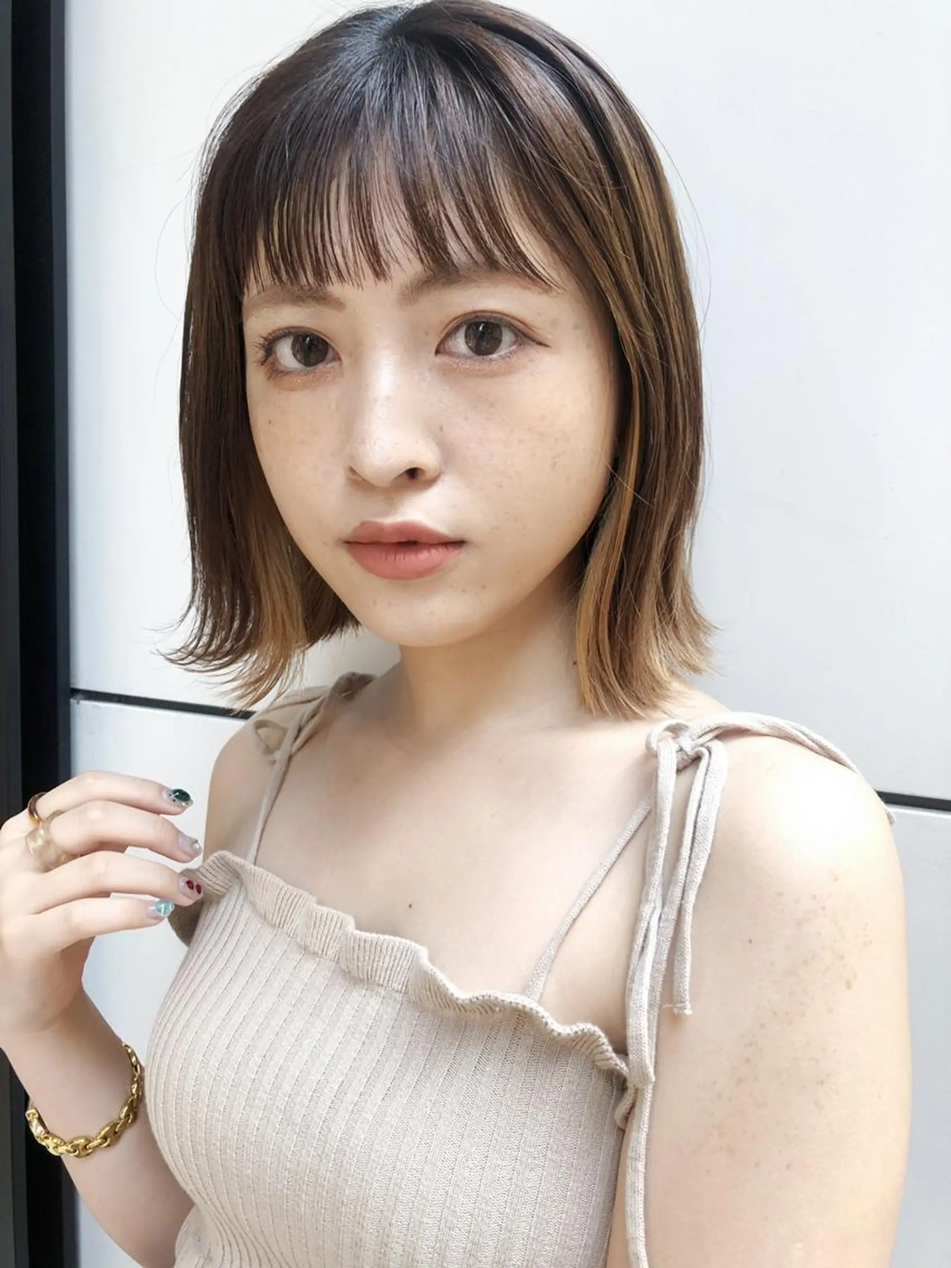 ミディアム カラー パーマ ヘアアレンジ ボブ 外ハネヘア ITbyALBUM 中野店のヘアスタイル