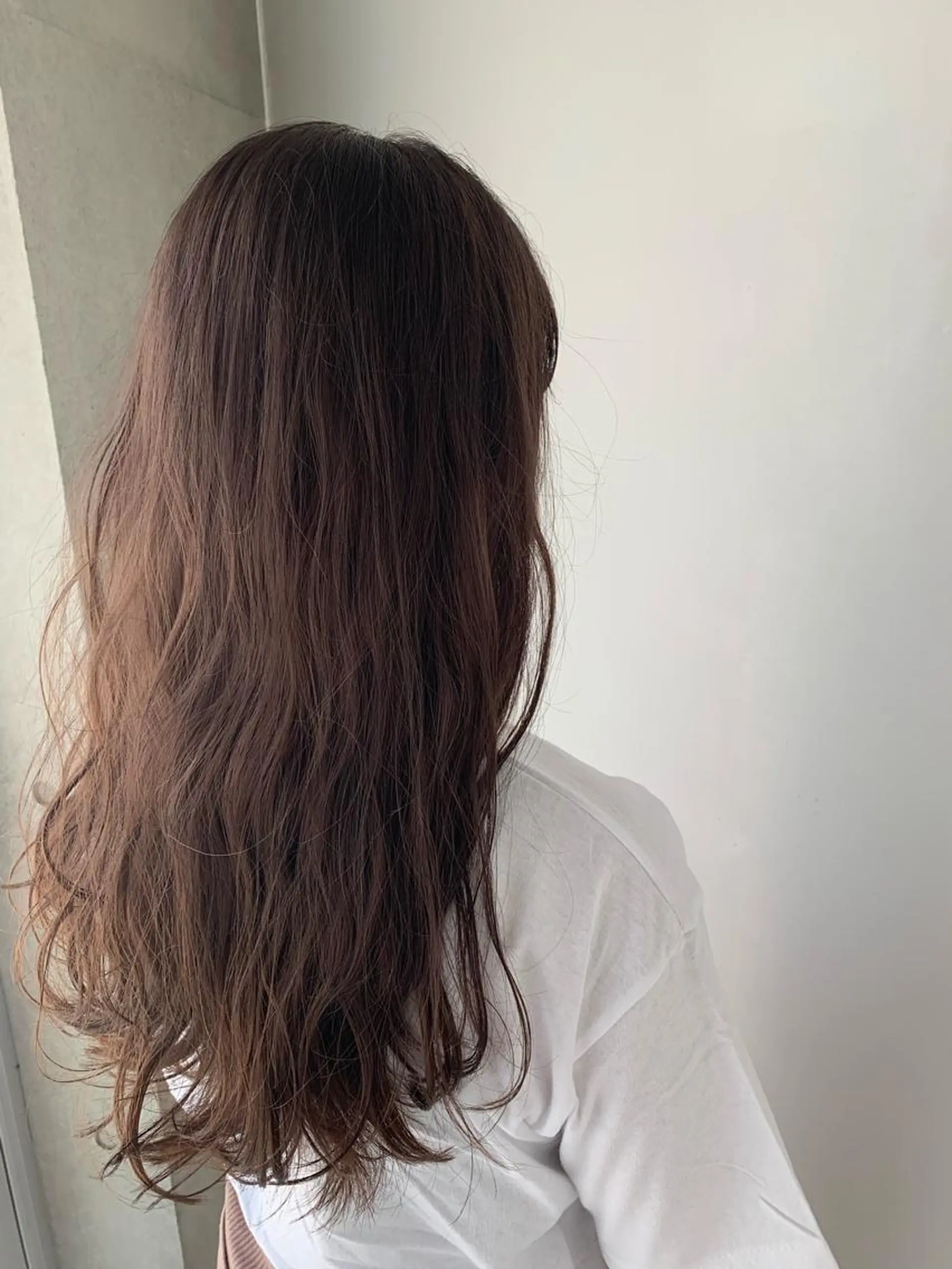 ロング カラー MIA 菅原のヘアスタイル
