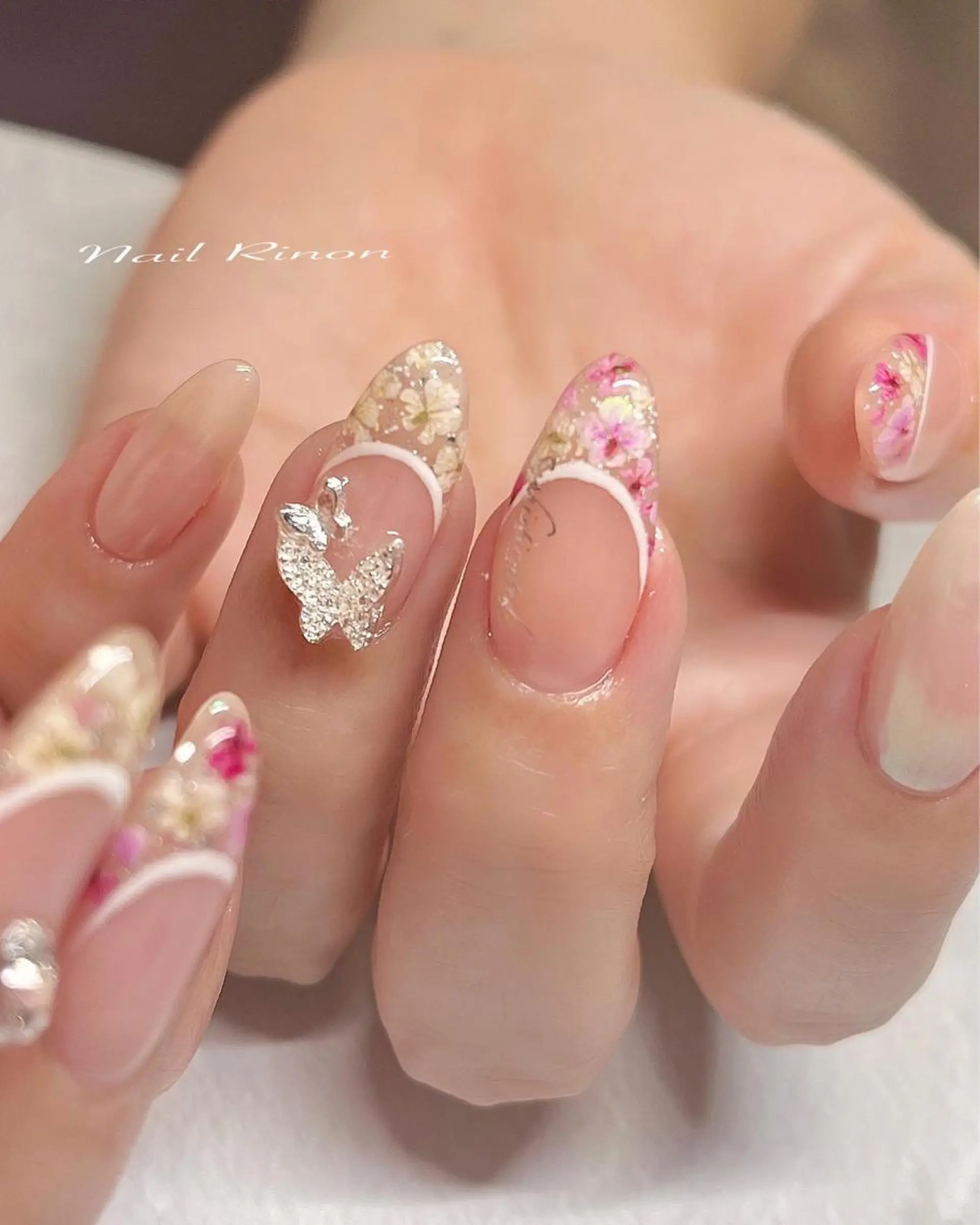 ネイル フレンチネイル ハンドネイル Nail Rinonのネイルデザイン