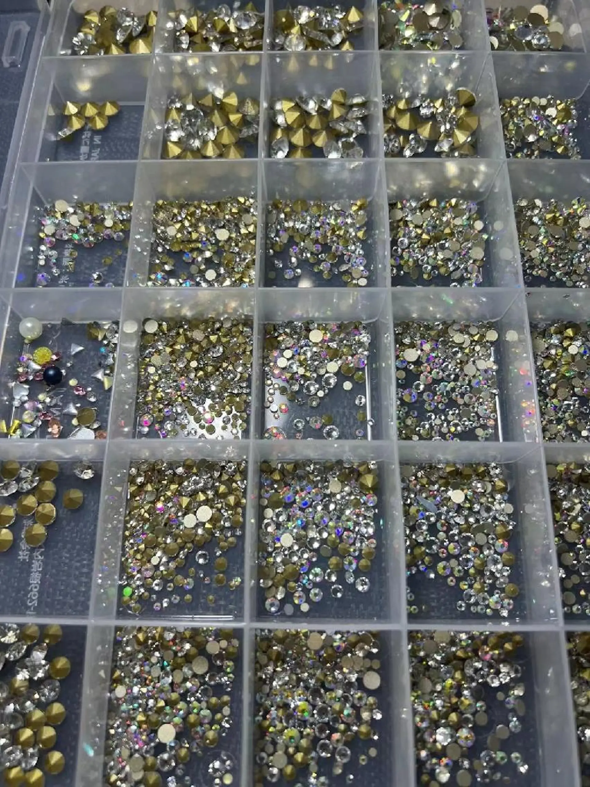 ネイル N. サロン所属・Theone栄店 田口のネイルデザイン