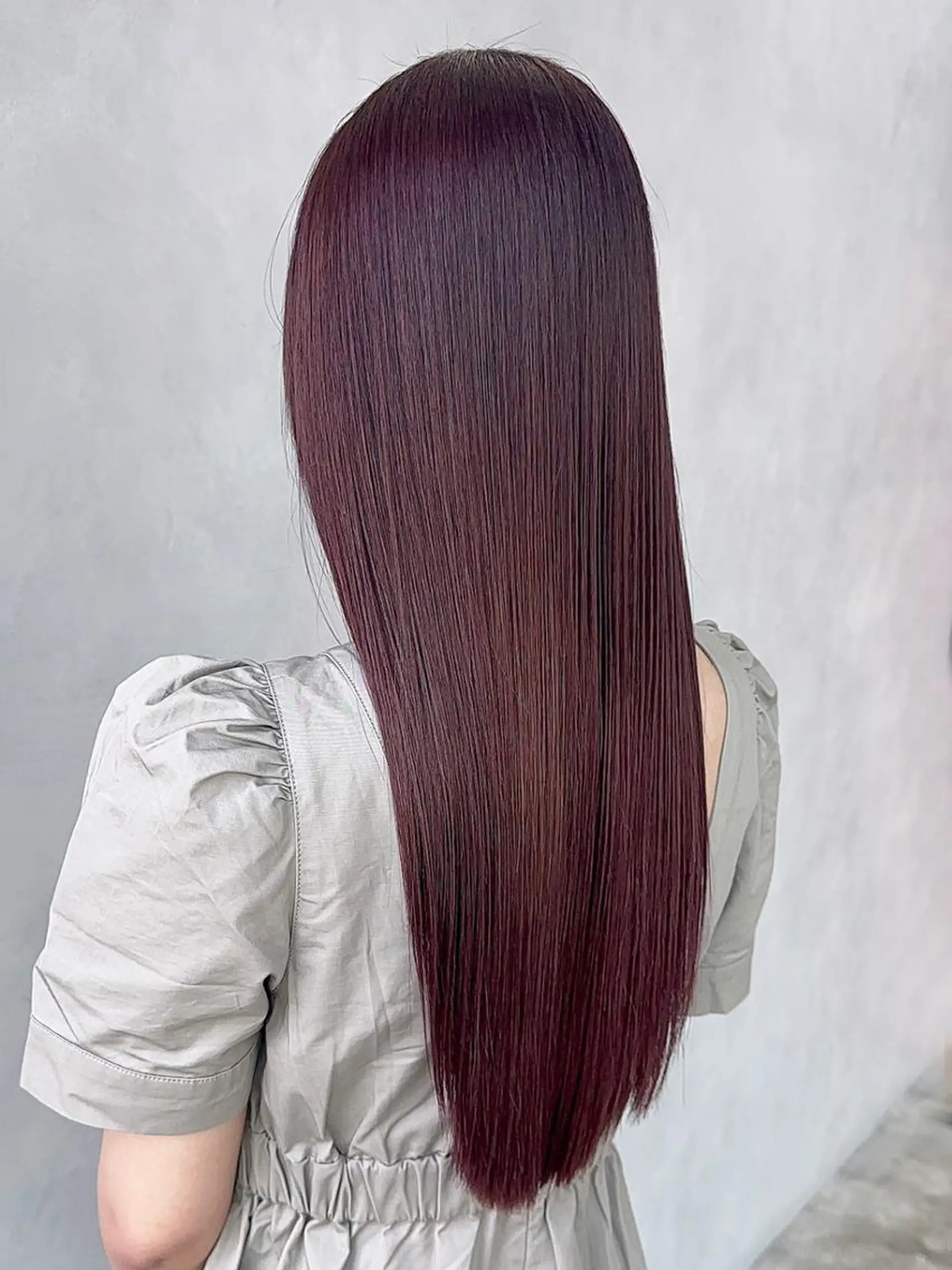 カラー セミロング ピンクカラー カット ヘアカラー トリートメント ITbyALBUM 下北沢店のヘアスタイル