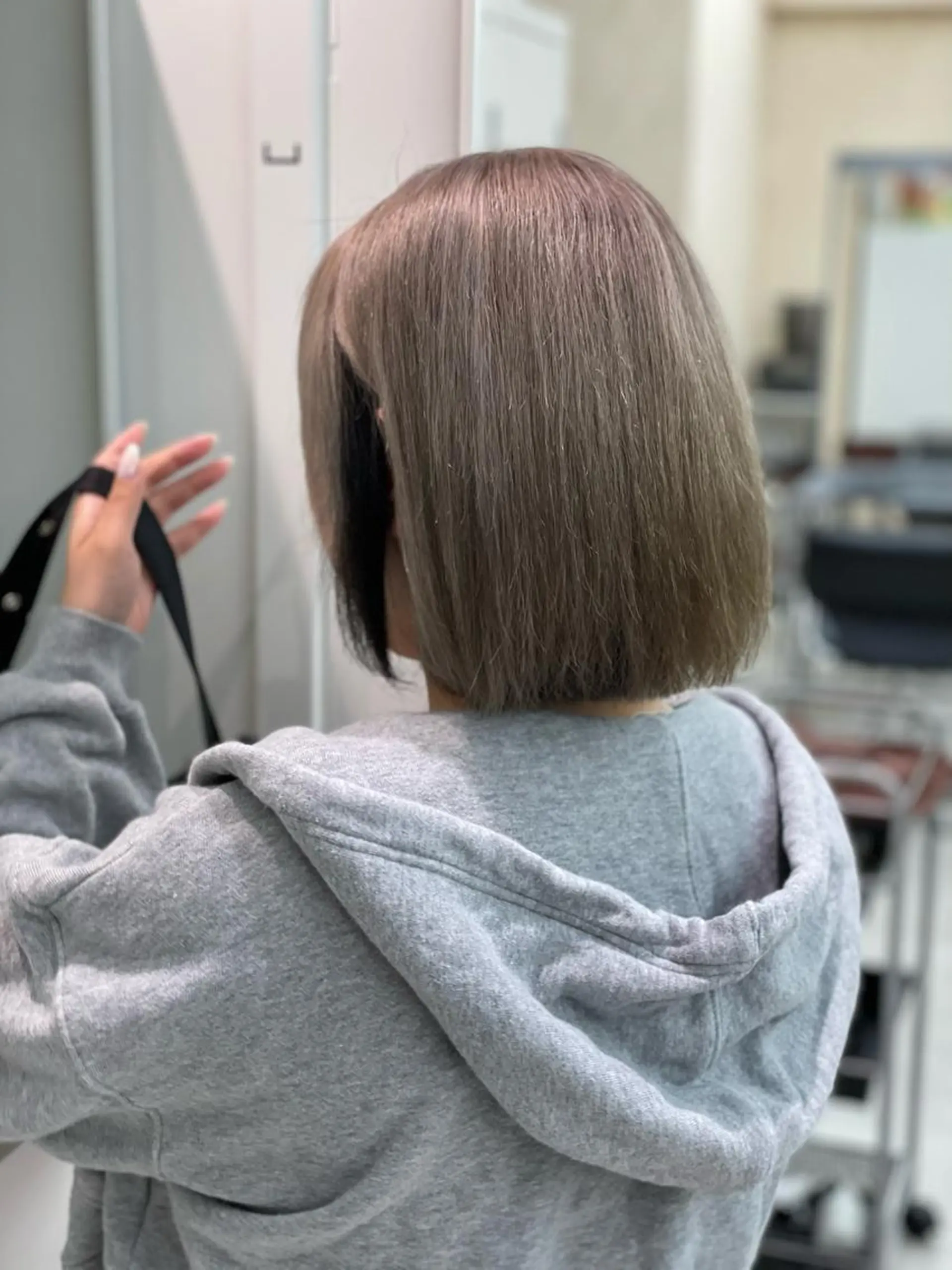 ミディアム カラー ショーヤ/ブリーチ /バレイヤージュのヘアスタイル