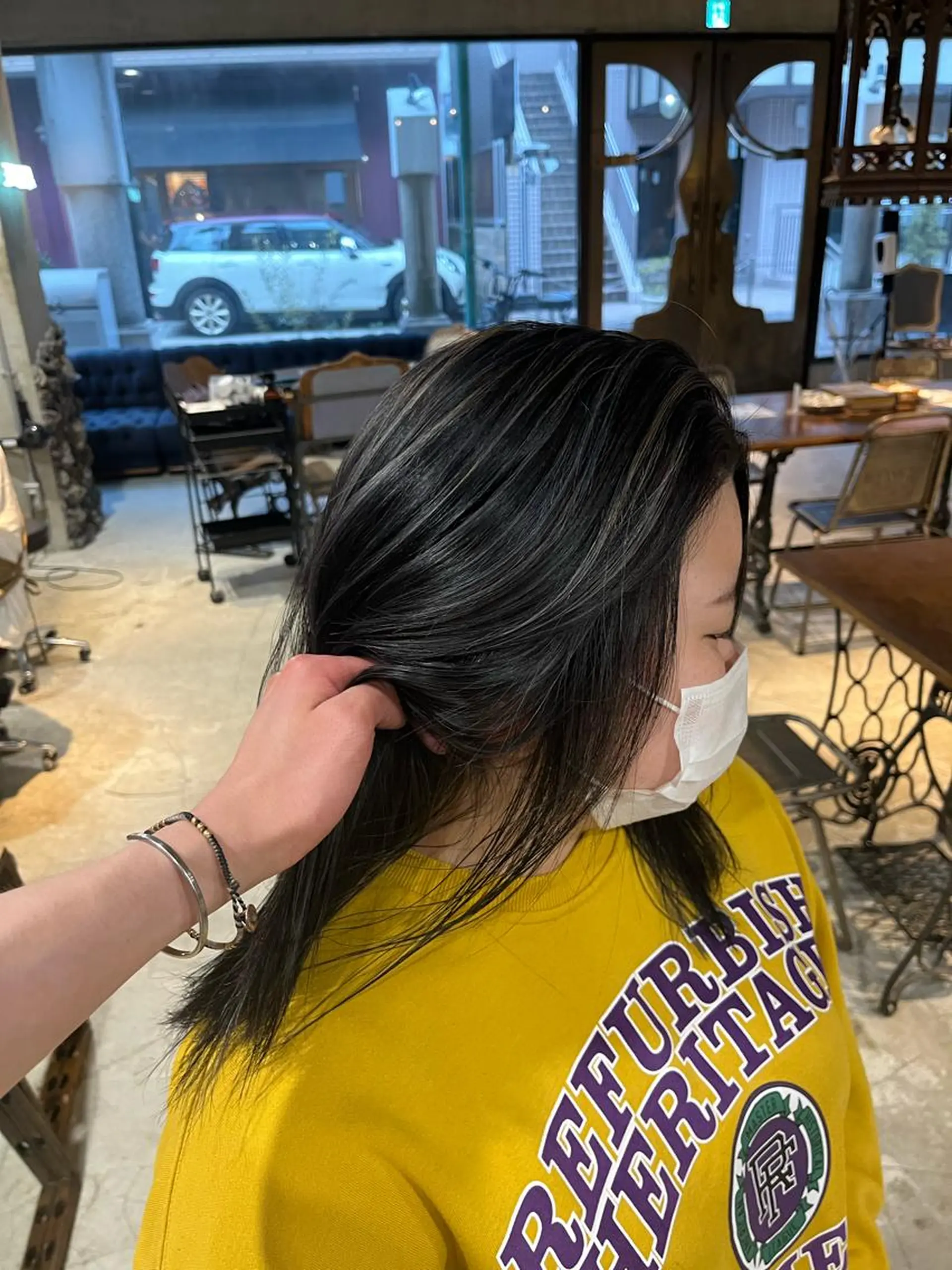 セミロング カラー ハイライトカラー シルバー ハイライト カット ヘアカラー トリートメント DX所属・✨メンズスタイル✨ Daiのヘアスタイル