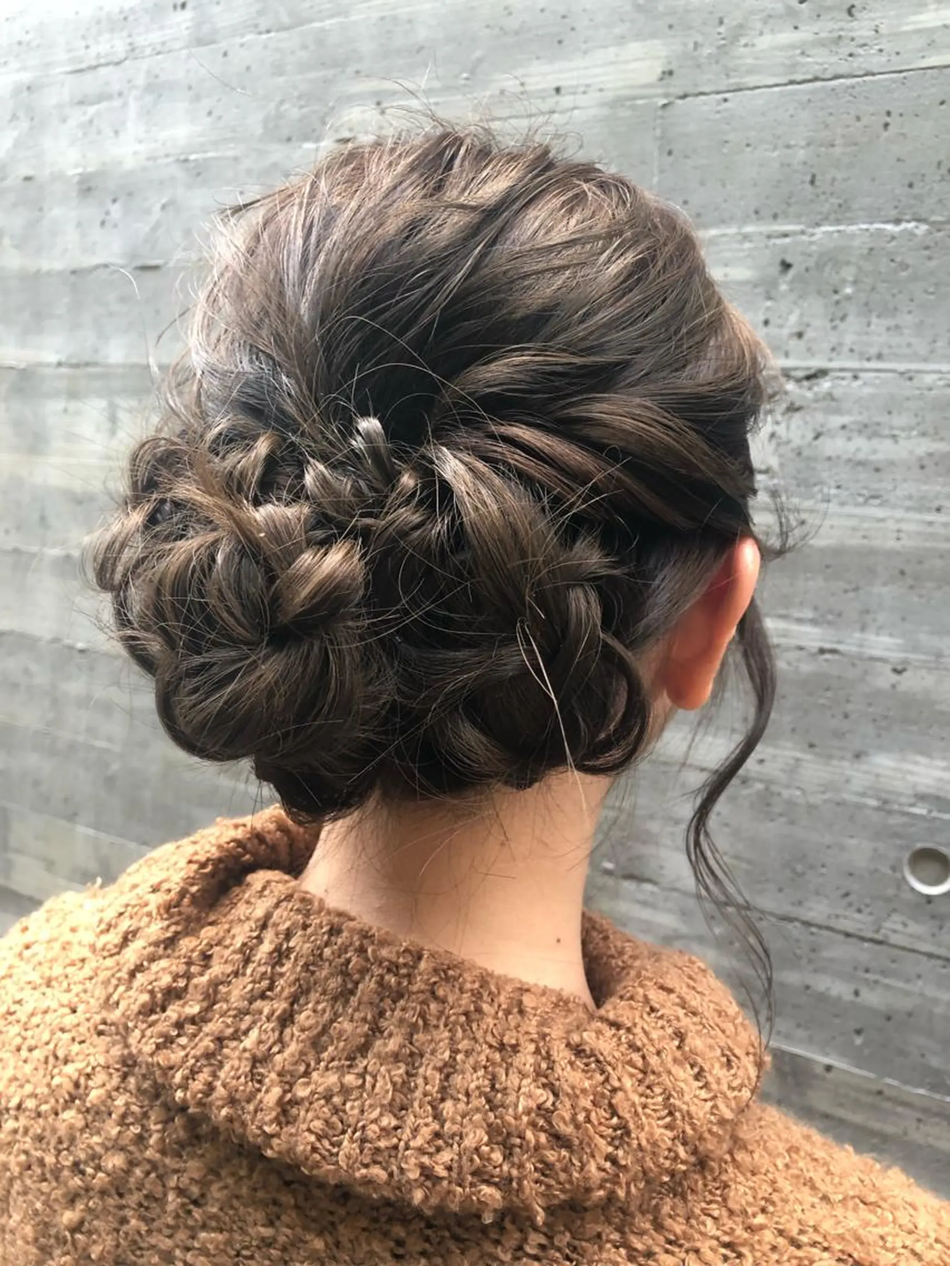ミディアム カラー パーマ ヘアアレンジ 結婚式・ブライダル ヘアセット apish aoyama所属・武 愛子の眉毛・アイブロウイメージ