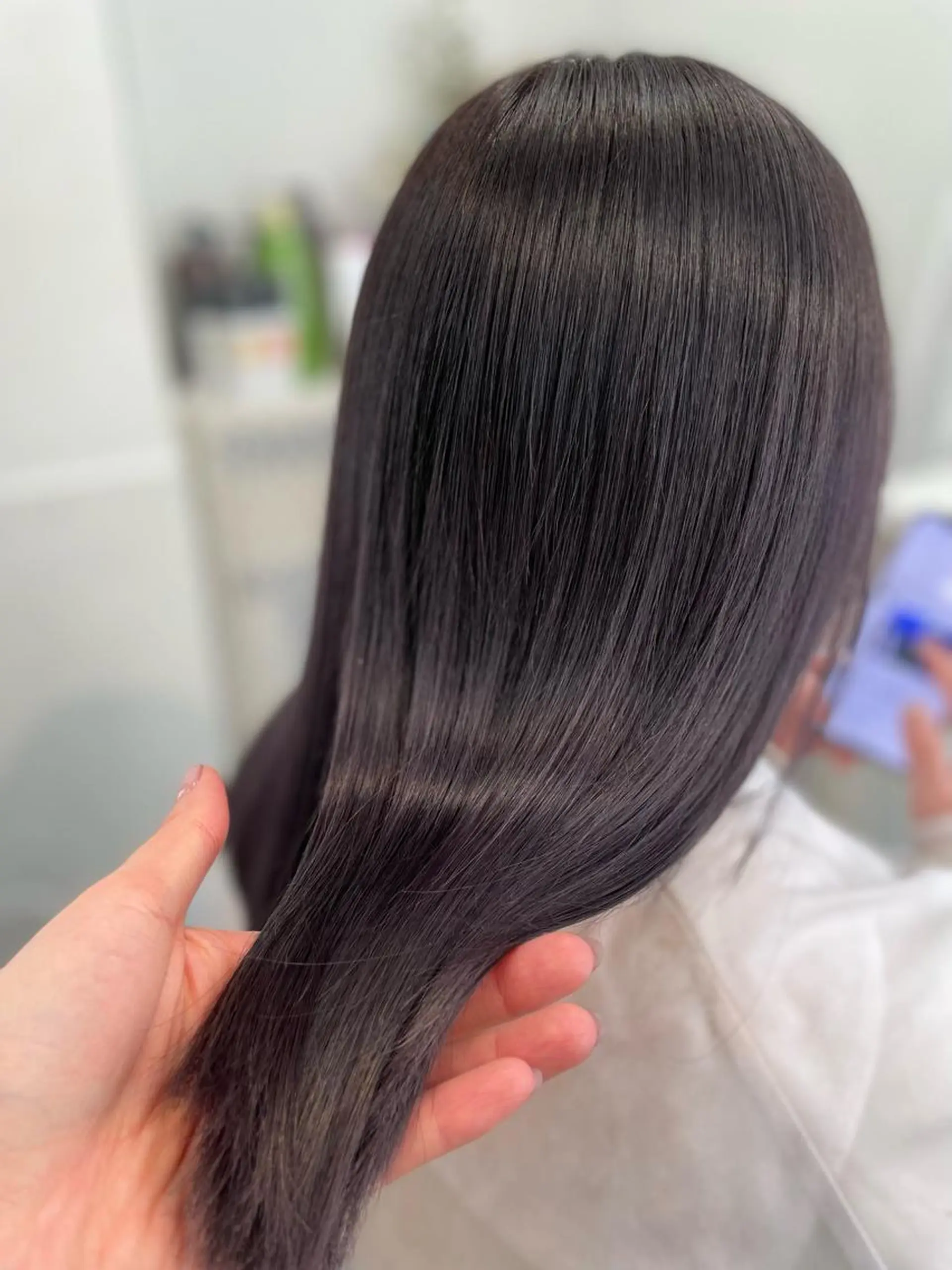 セミロング カラー ヘアカラー トリートメント 韓国ヘア🤍髪質改善 🇰🇷AKANEのヘアスタイル