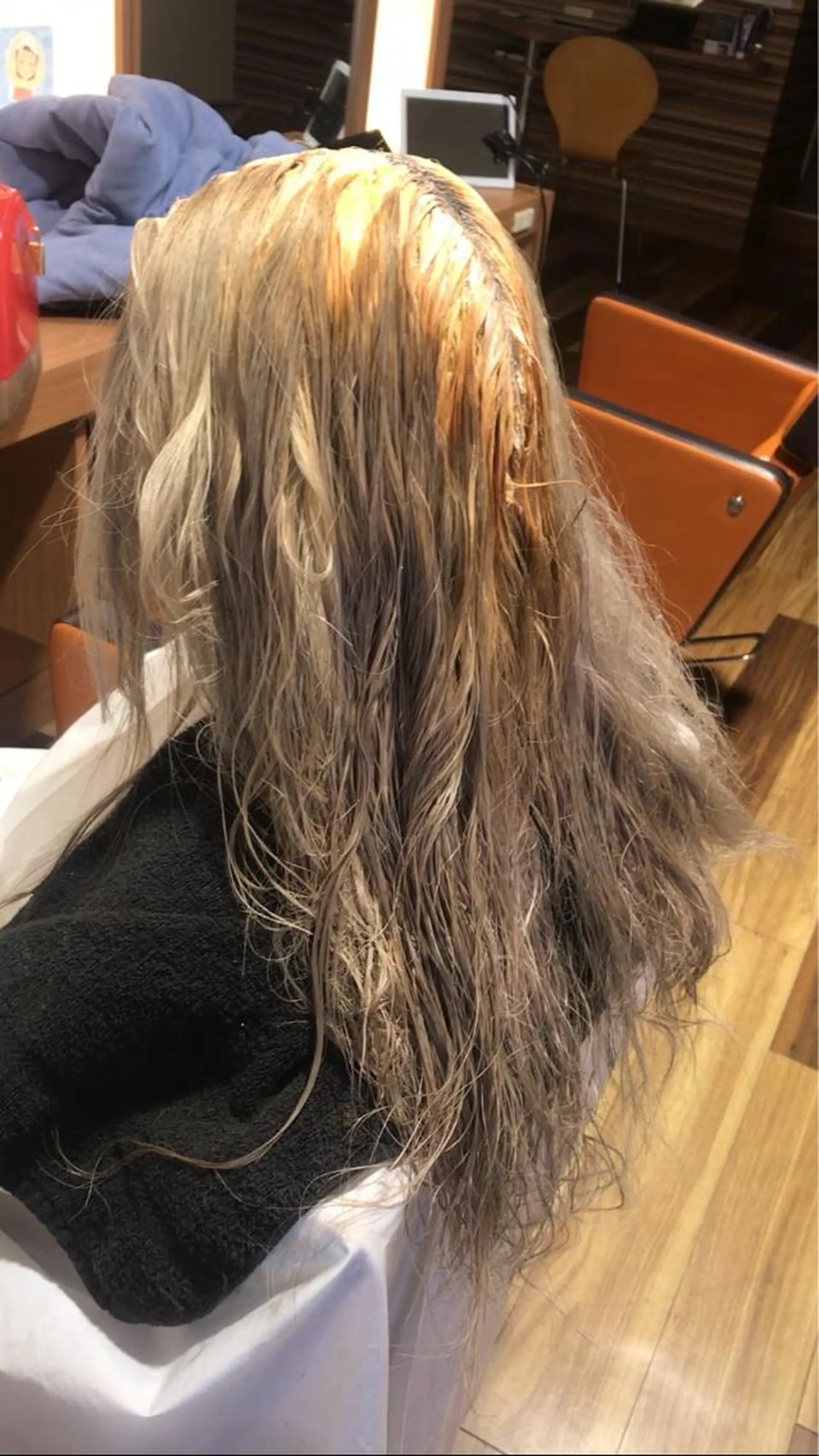 ロング カラー ブルーカラー パープルカラー シルバー SEA BELLE YASUのヘアスタイル