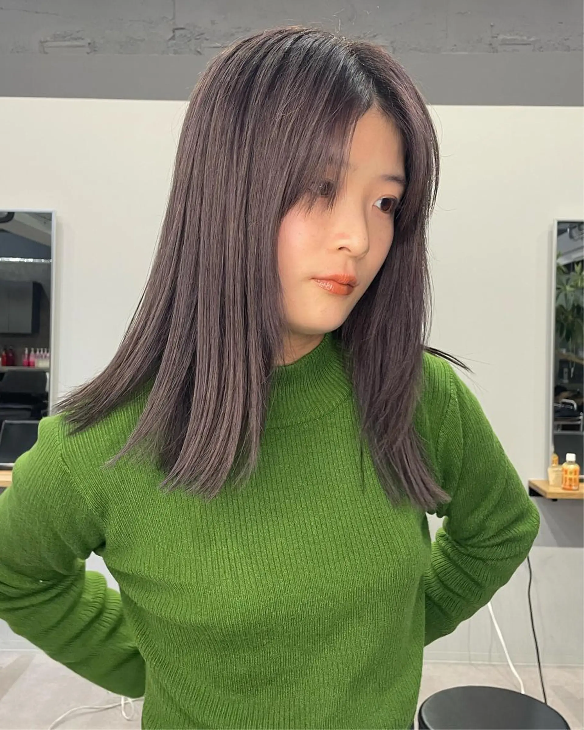 セミロング カット ヘアカラー トリートメント 倉辻 香奈子のヘアスタイル