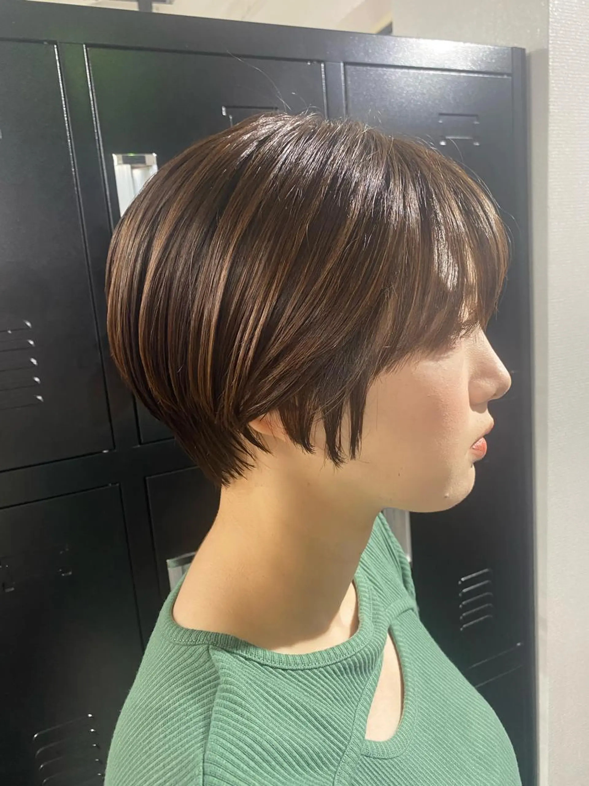 ミディアム カラー ヘアアレンジ アッシュ アッシュグレー アッシュグレージュ バレイヤージュ ミストバング カット トリートメント 🌟🍒ハイトーン 韓国ヘア/ユウミのヘアスタイル