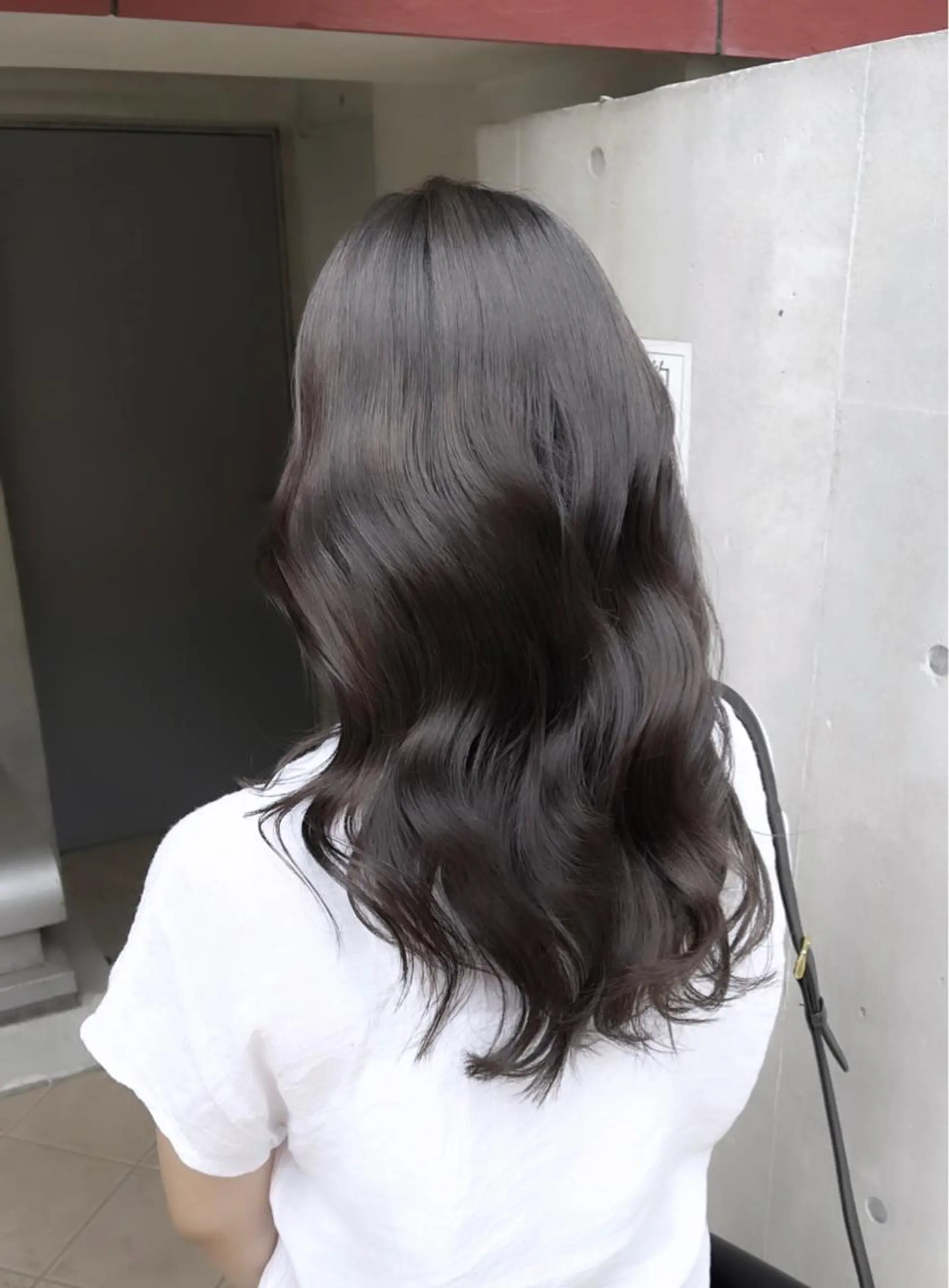 ロング カラー ブリーチ 透明感カラー ハイトーンカラー 泉 堅也のヘアスタイル