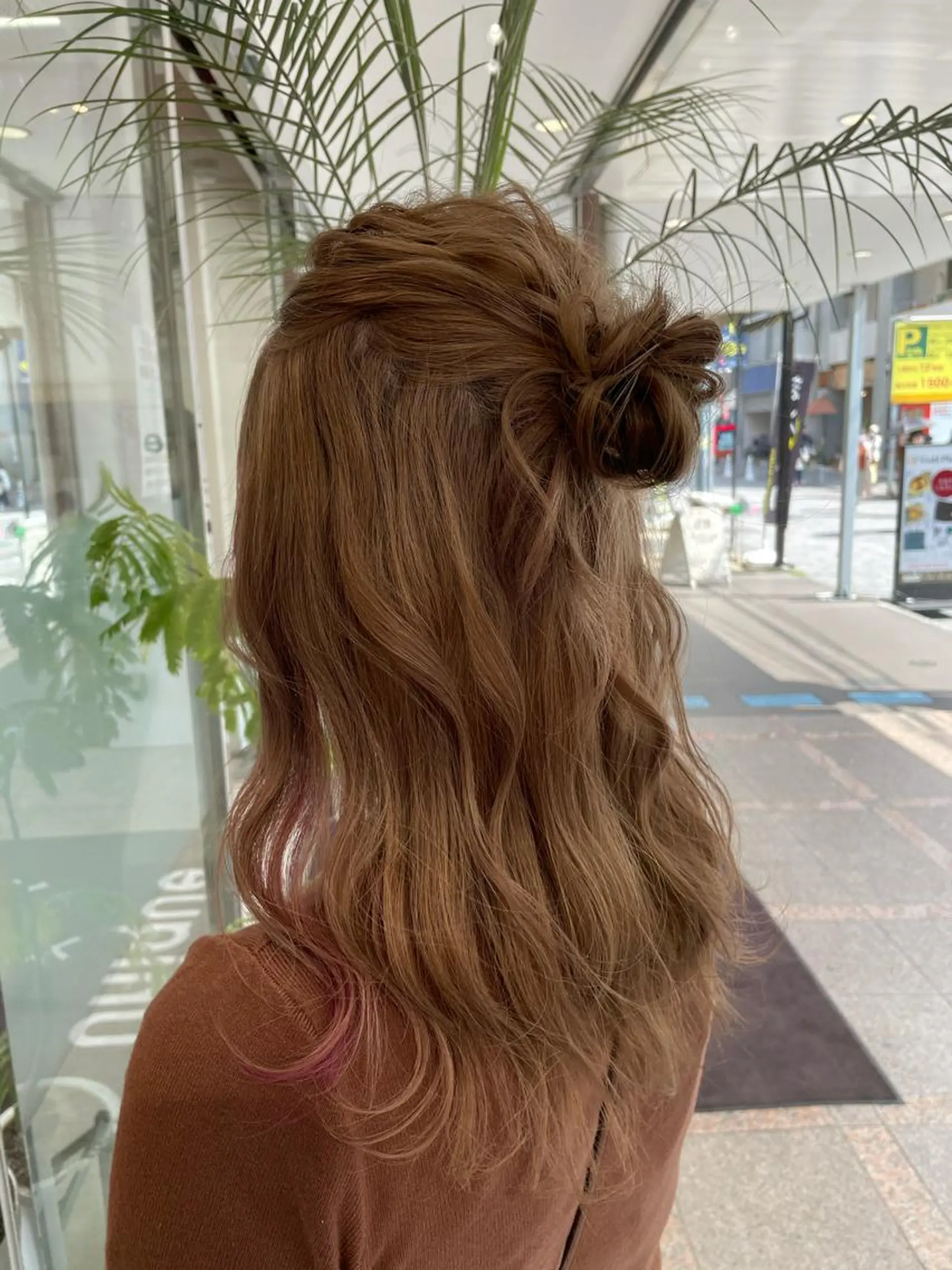 セミロング ヘアアレンジ ヘアセット これた🧸ヘアメ職人 ♡髪質改善♡カラーのヘアスタイル