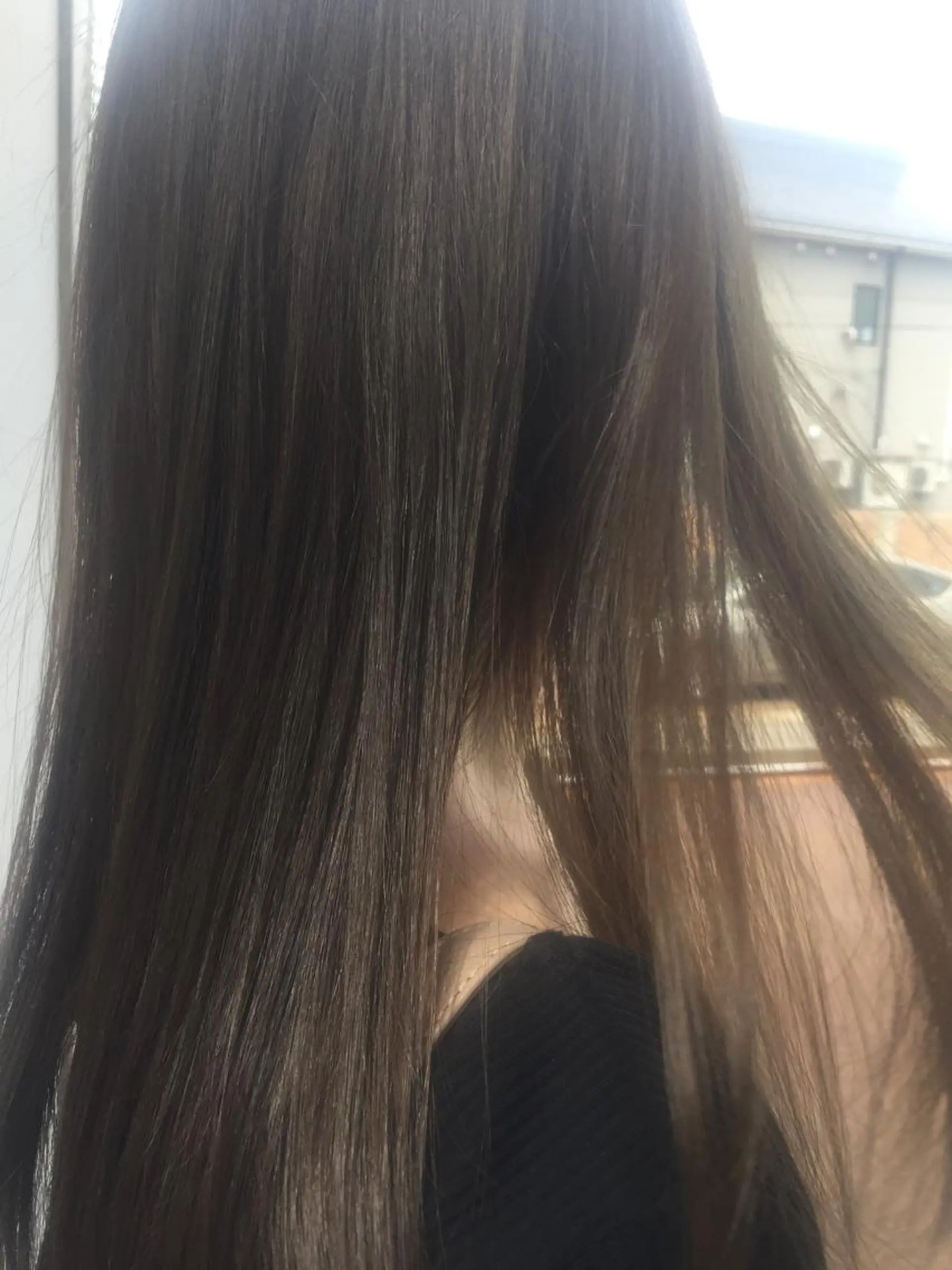 ロング ヘアカラー 美容しょうへいの店所属・吉川 茉由子のマツエク・マツパデザイン