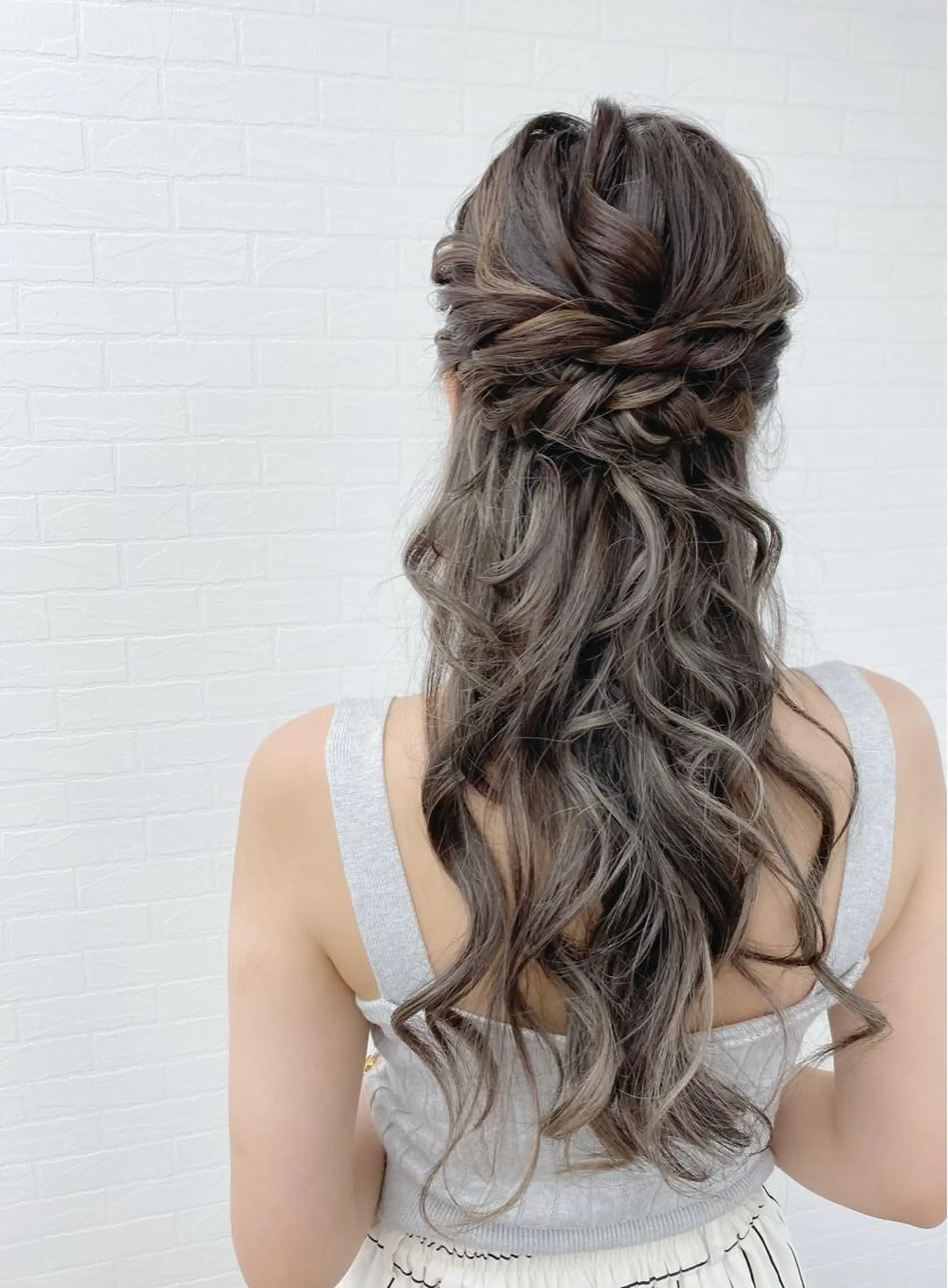 ロング ヘアアレンジ ハーフアップ ヘアセット GRANLUSSO 〜グランルッソ駅前店所属・木口 嘉美のヘアスタイル