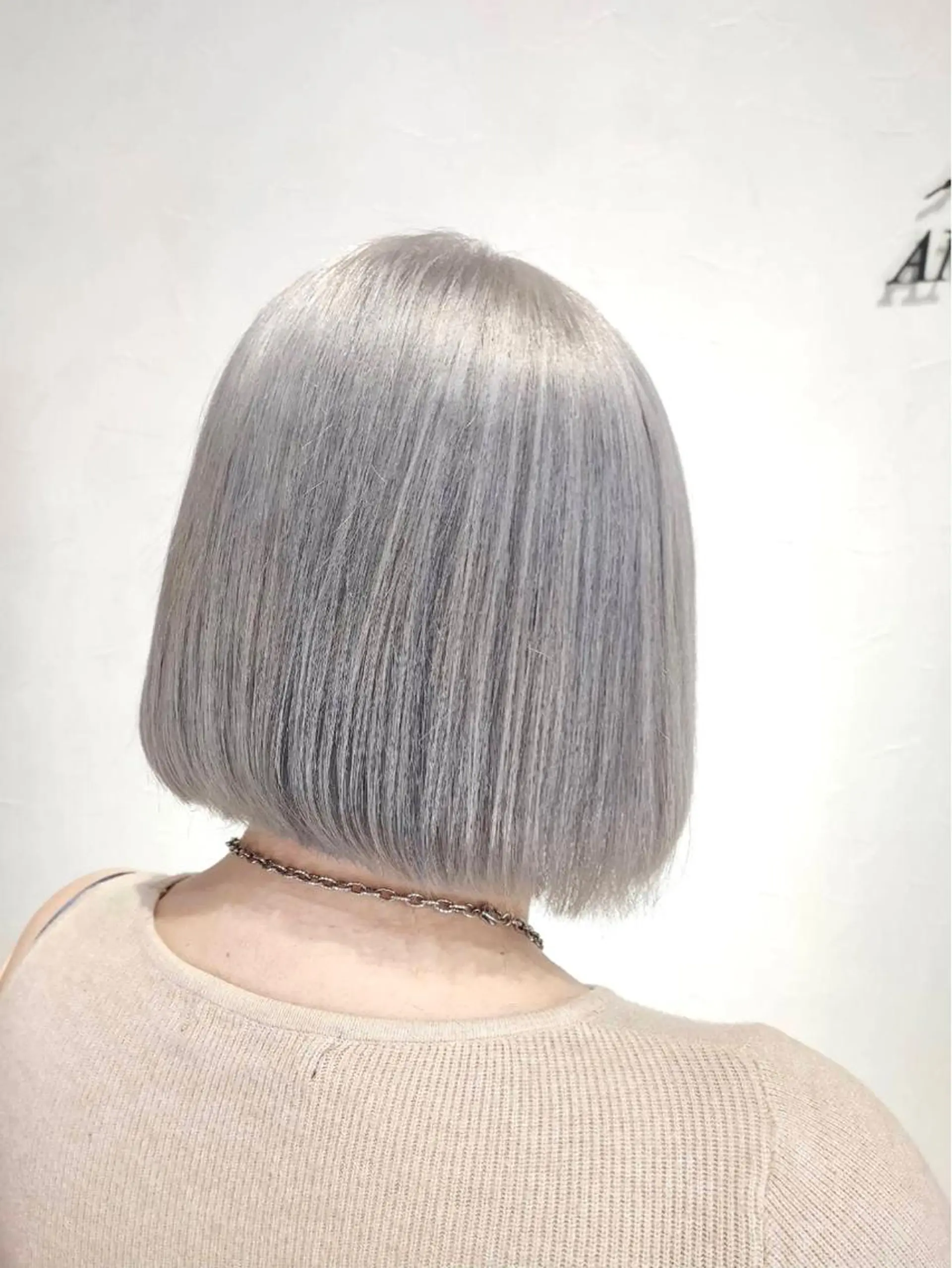 ショート カラー ブリーチ ✨デザインカラー✨ ✂️kouki✂️のヘアスタイル