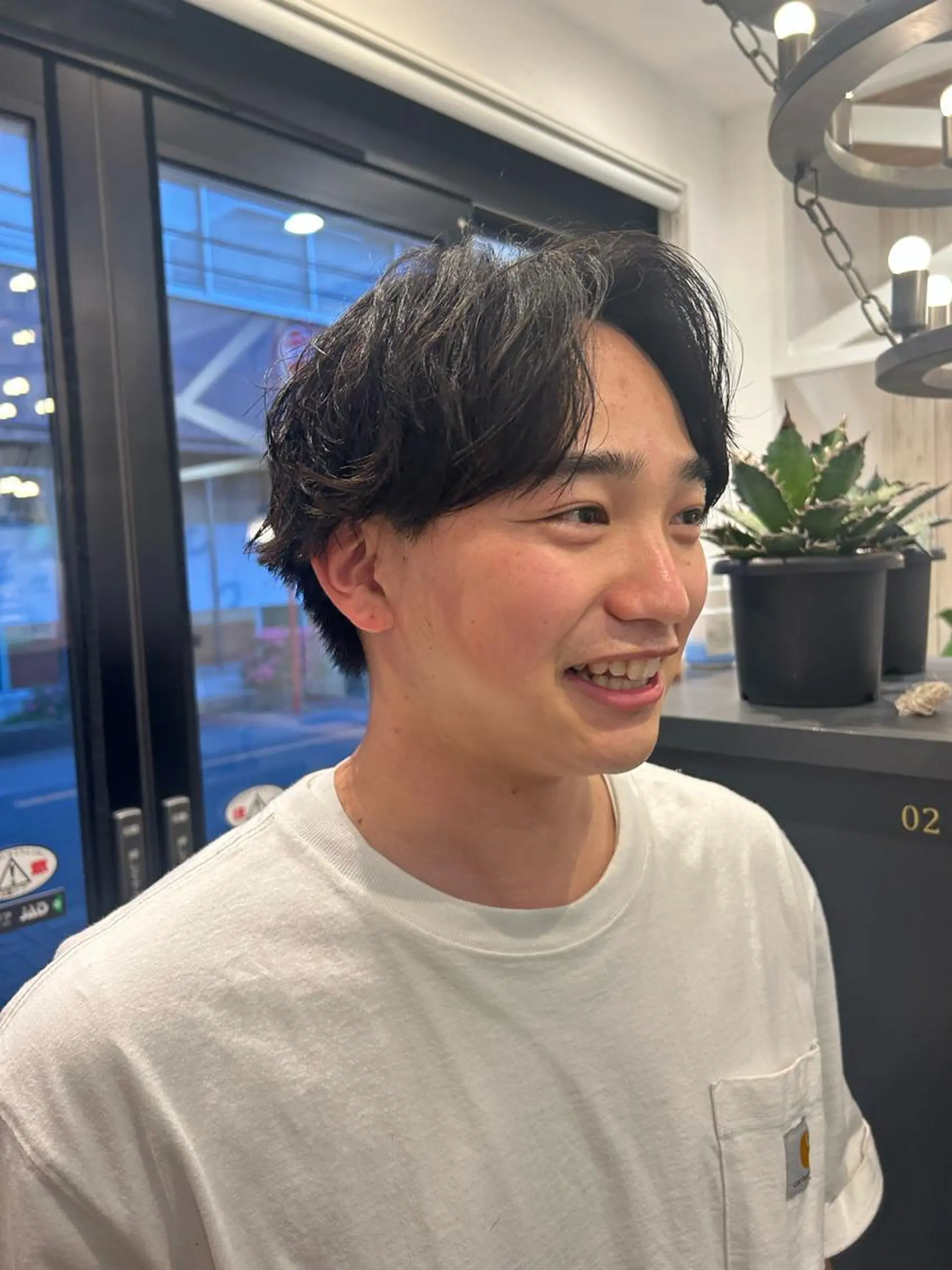 ショート パーマ メンズ カット パーマ 鈴村 大介のヘアスタイル