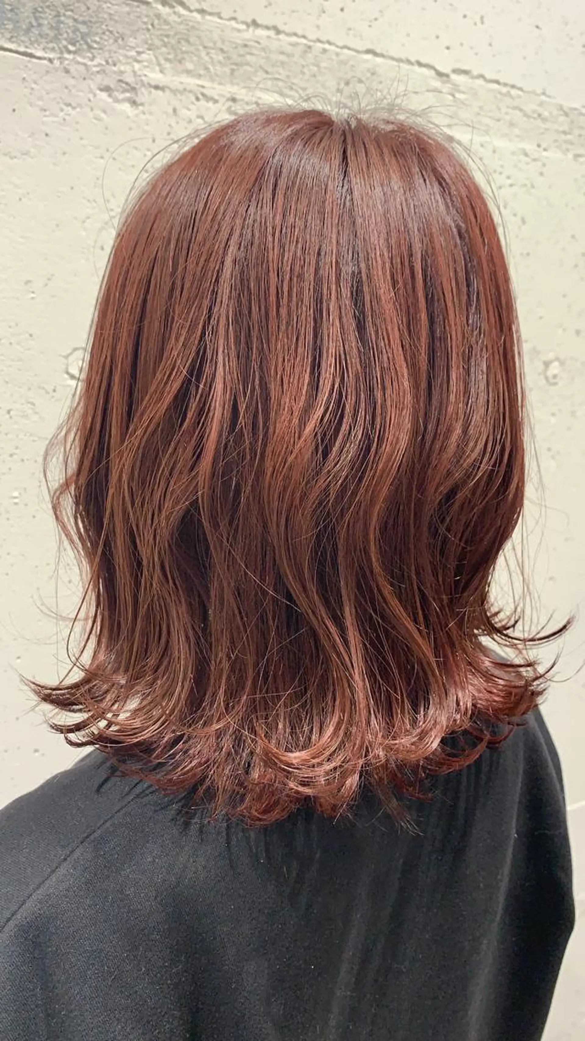 ミディアム カラー ブリーチ ブリーチなしカラー ボブ レイヤーカット カット ヘアカラー トリートメント 松本  夏海のヘアスタイル