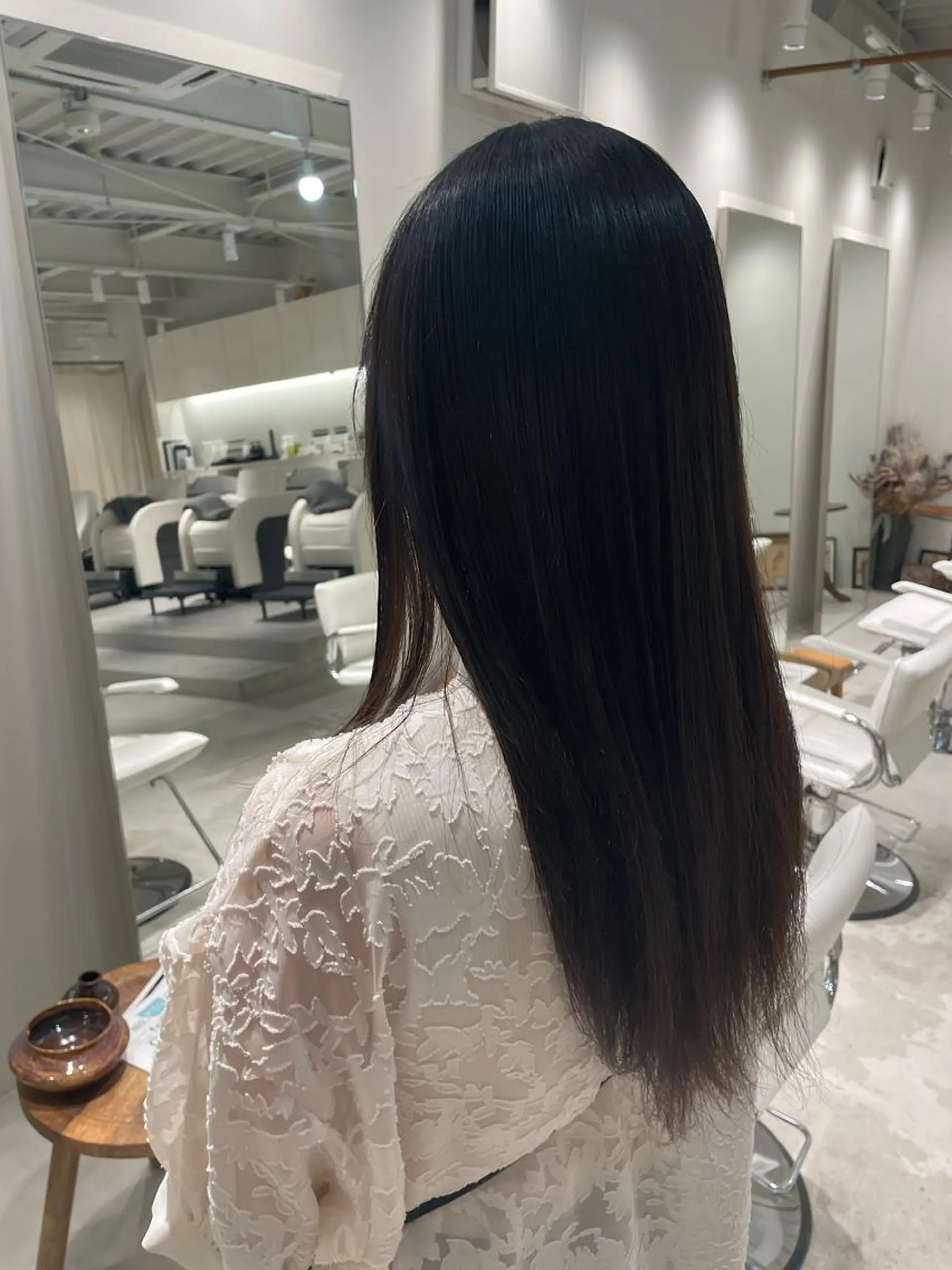 ロング パーマ 縮毛矯正 峯崎 葵のヘアスタイル