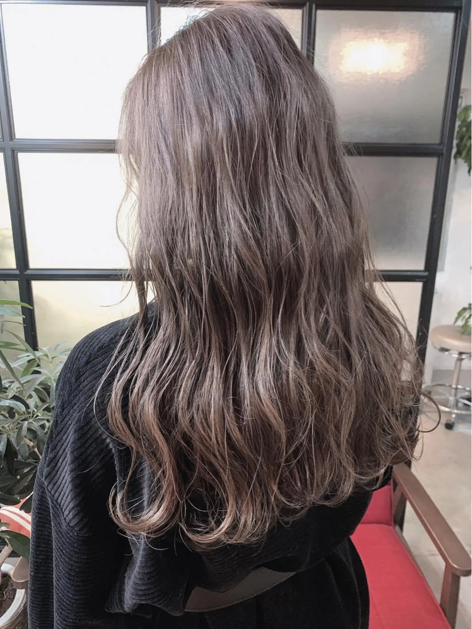 ロング カラー SAKURA 原宿所属・なかの たくみのヘアスタイル