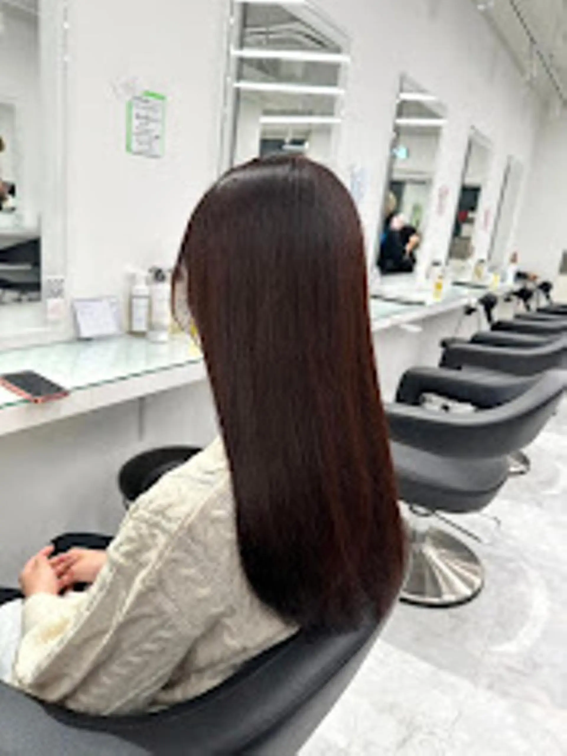 カラー 🪞【公式】表参道 🪞knot🪞のヘアスタイル