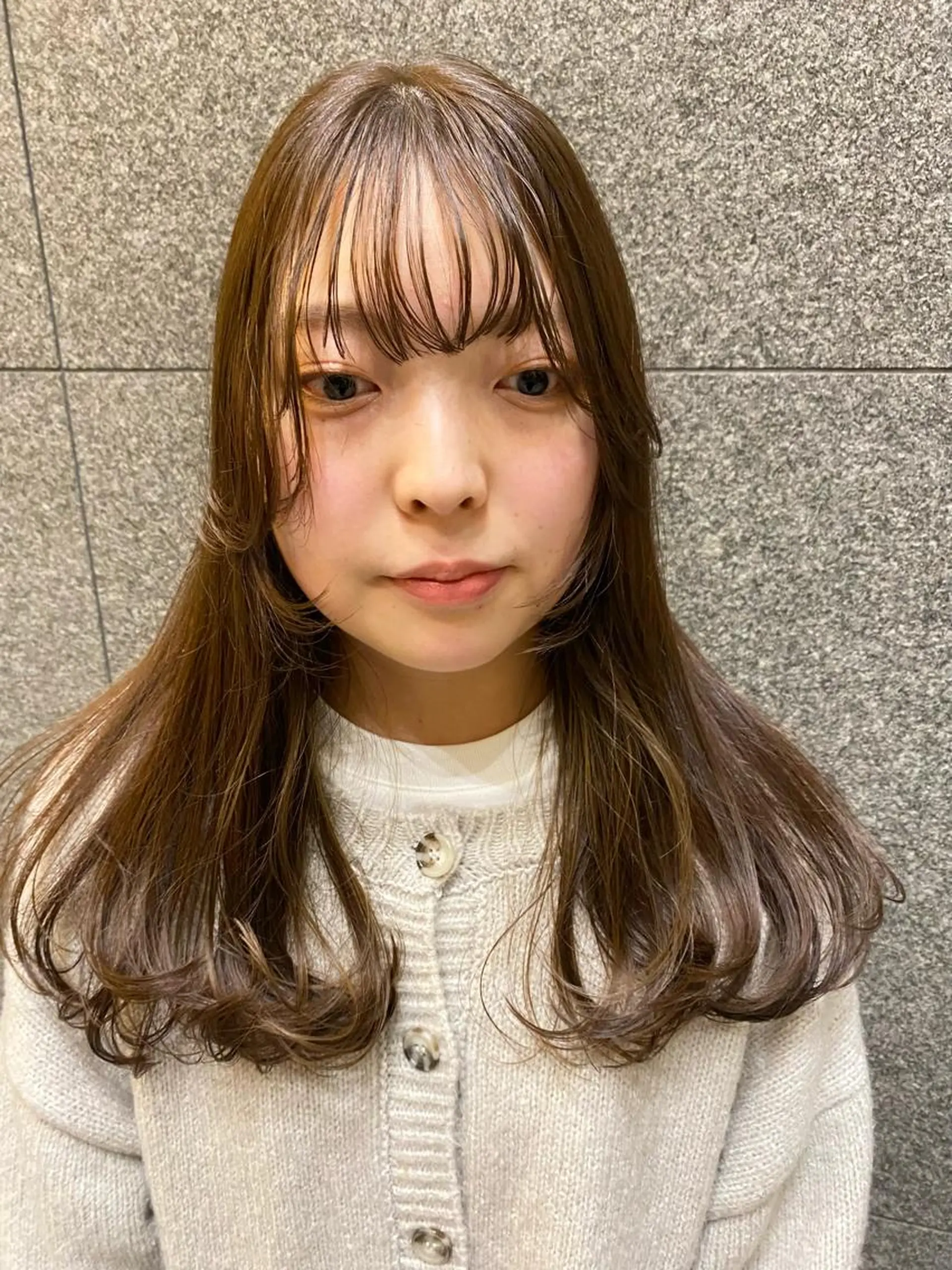 セミロング 髪と音処　マトぺ所属・デザインカラー/ボブ ブリーチカラー/ユリのヘアスタイル