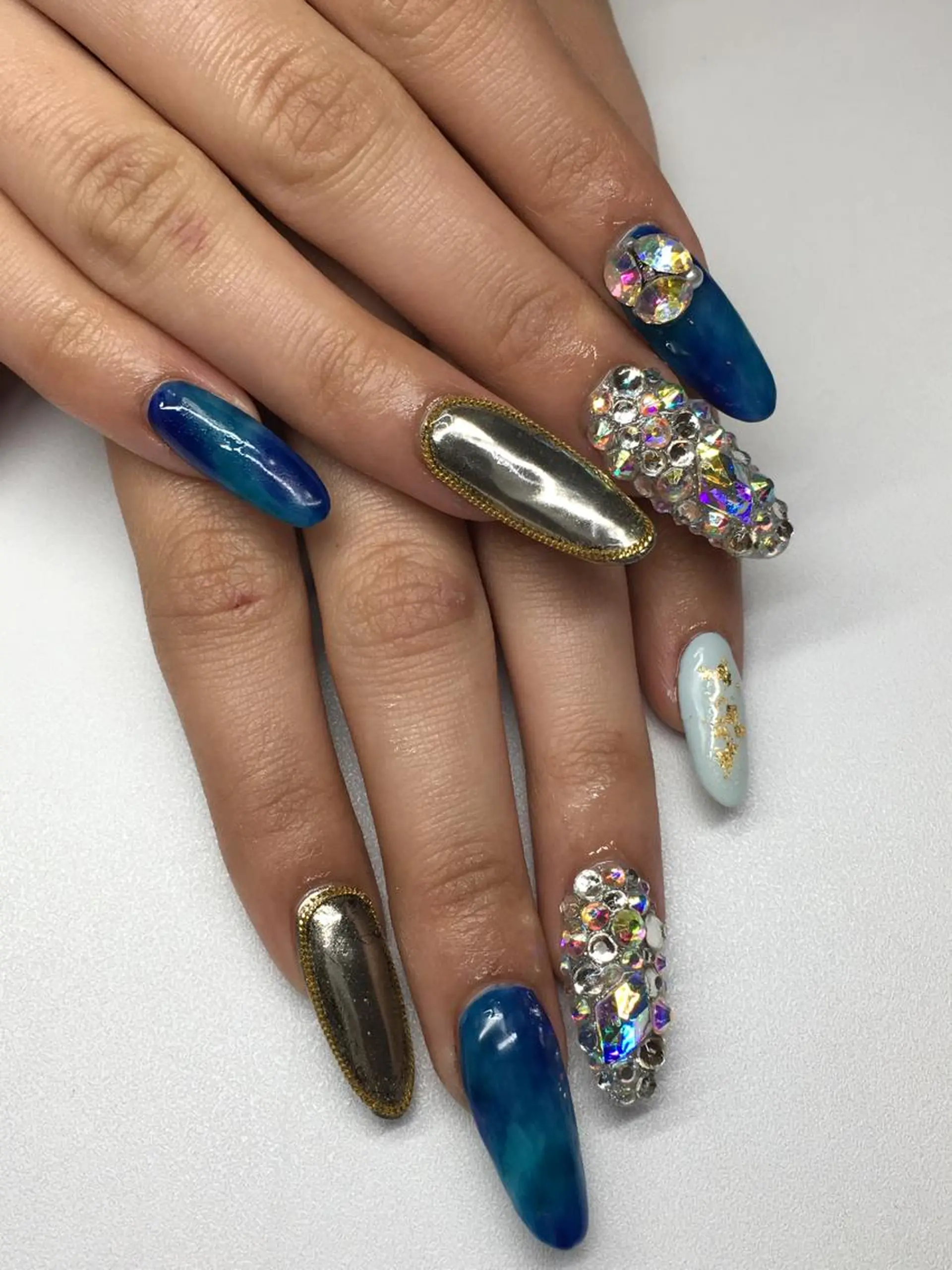 ネイル 成人式 ロングネイル スカルプネイル ハンドネイル glow_ nailのネイルデザイン