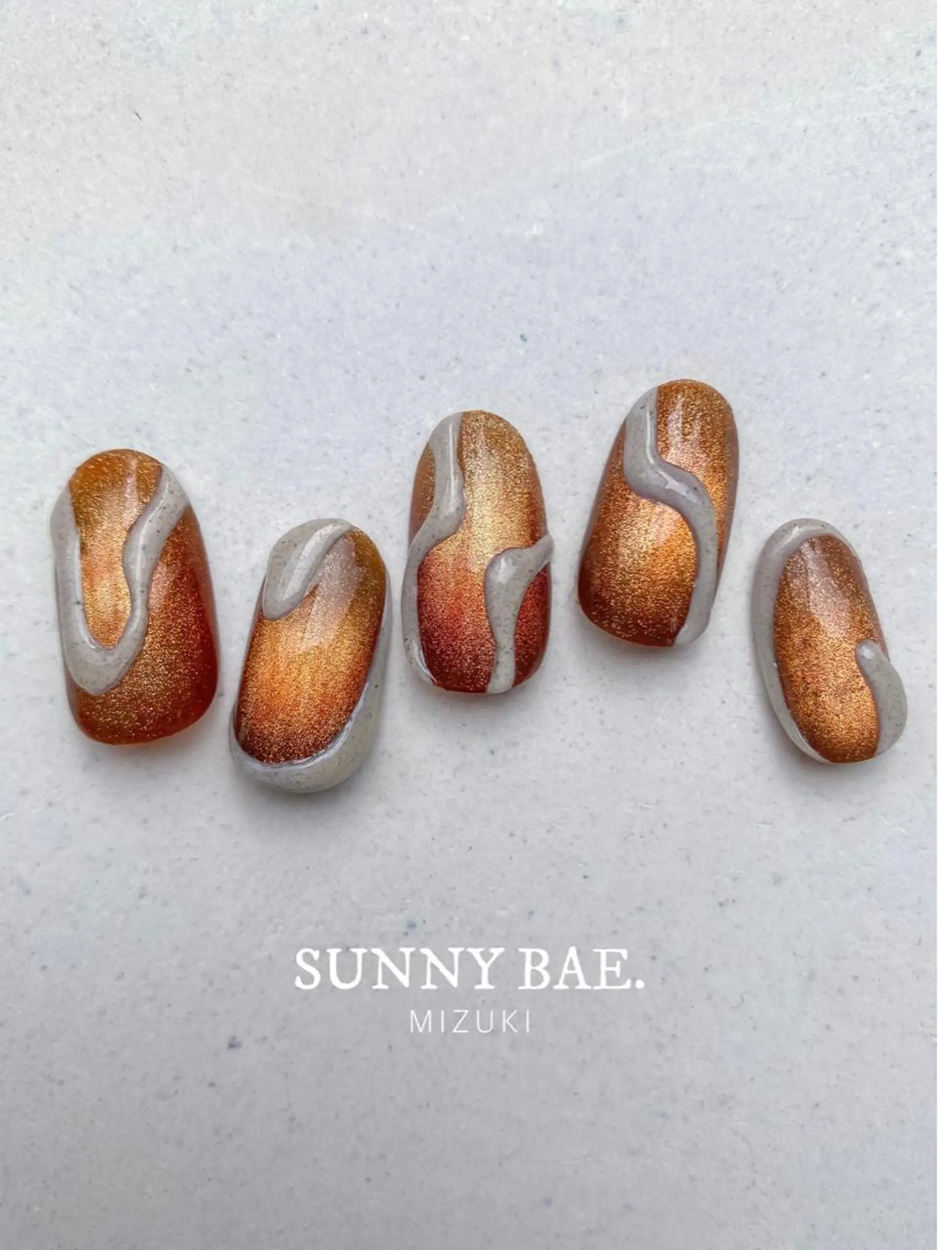 ネイル ジェルネイル マグネットネイル ぷっくりネイル SUNNY BAE. 🌼MIZUKIのネイルデザイン