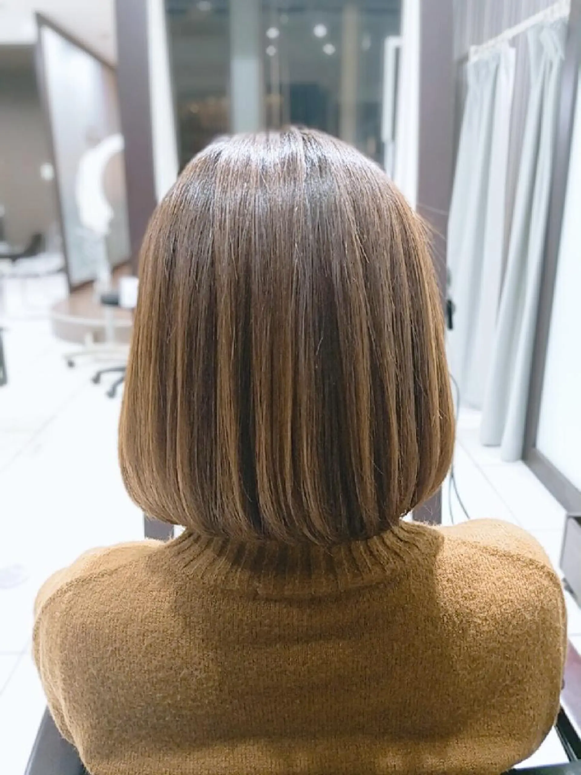 ミディアム newi WASHIOのヘアスタイル