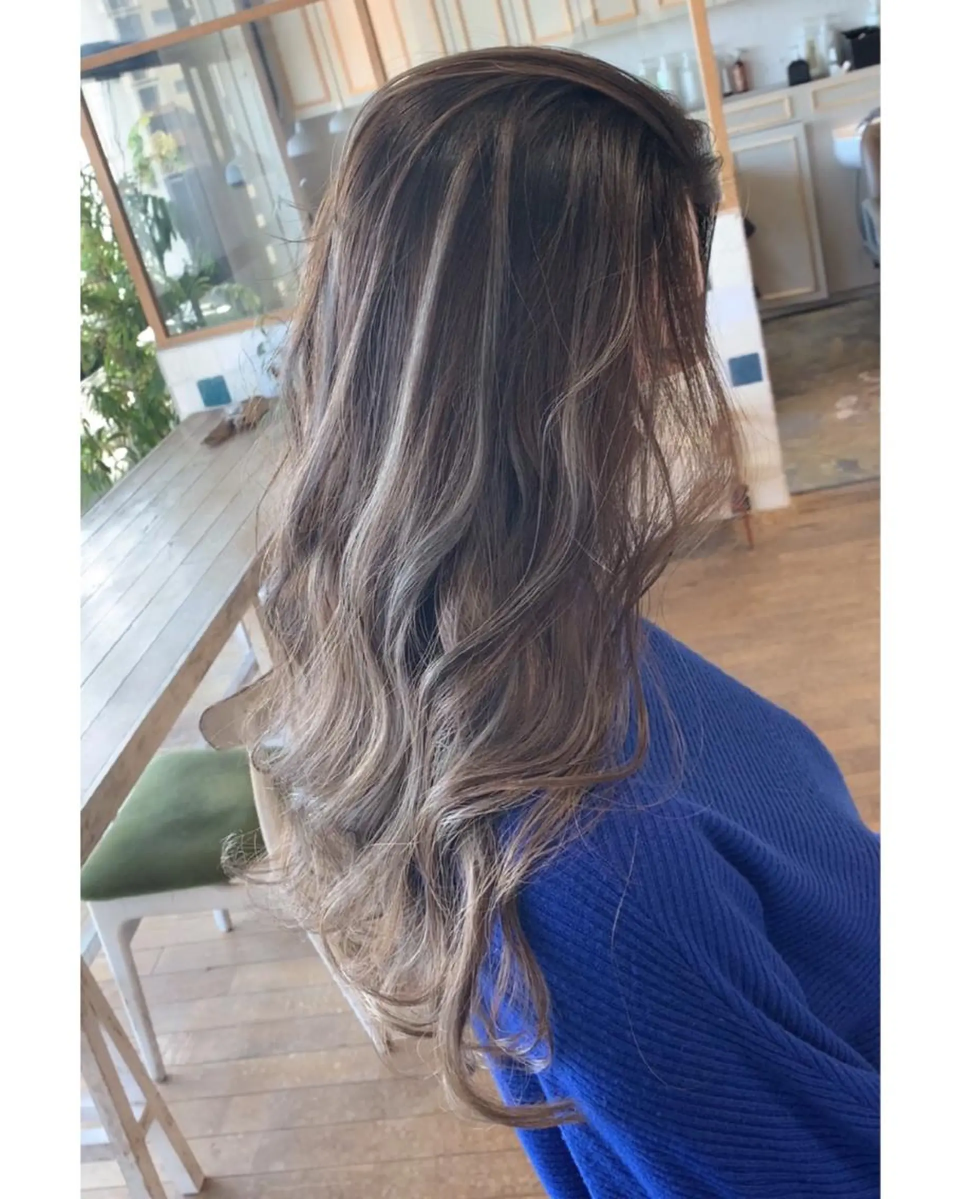 カラー バレイヤージュ ハイライトカラー Beyond（kitaro）所属・石井辰功也 フリーランス美容師のヘアスタイル