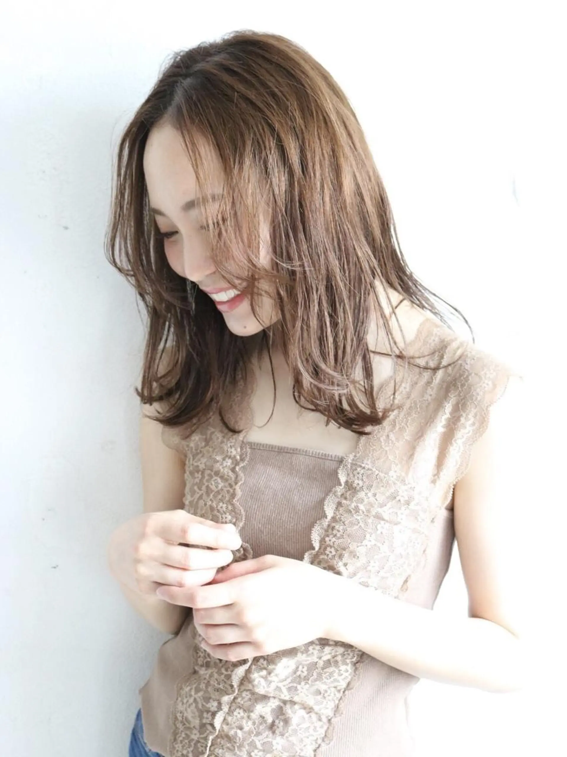 ミディアム カラー パーマ 野崎 ひかりのヘアスタイル