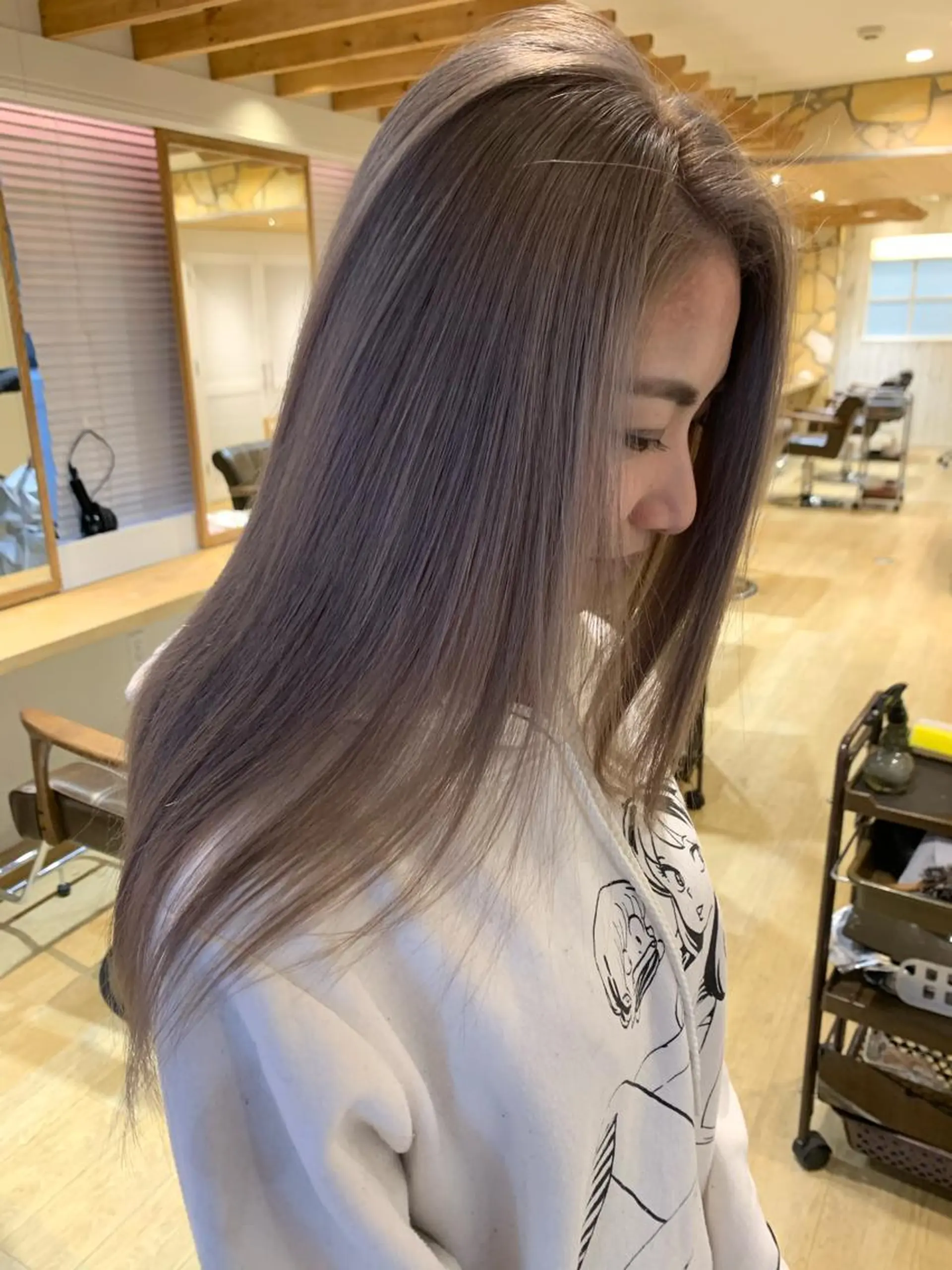 ロング ヘアカラー トリートメント 渋谷ハイトーン/ デザインカラー阿部のヘアスタイル