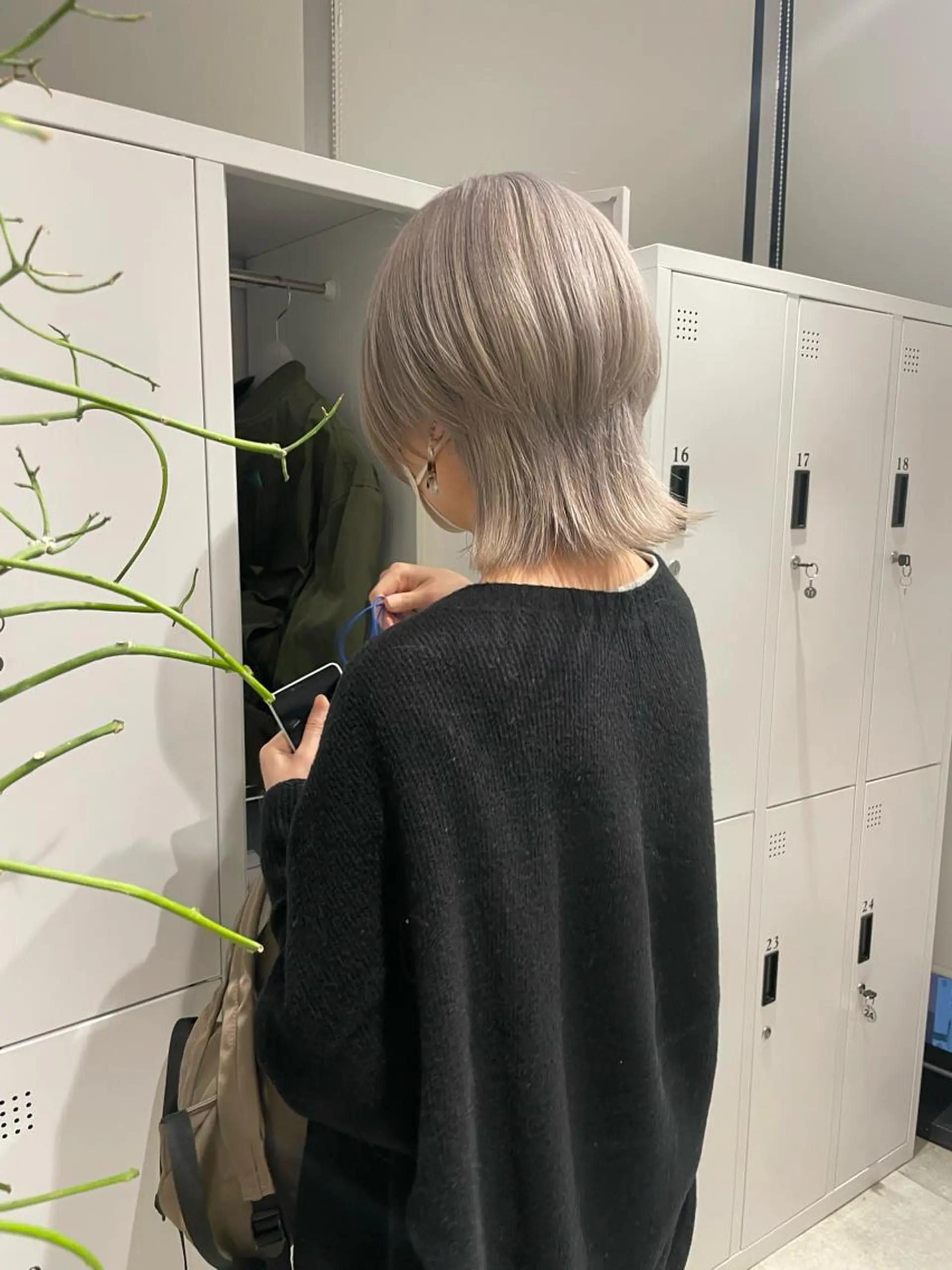 ミディアム カラー SALOWIN原宿iori B１階所属・🫧美髪育成美容師 WASHIZU🫧のヘアスタイル