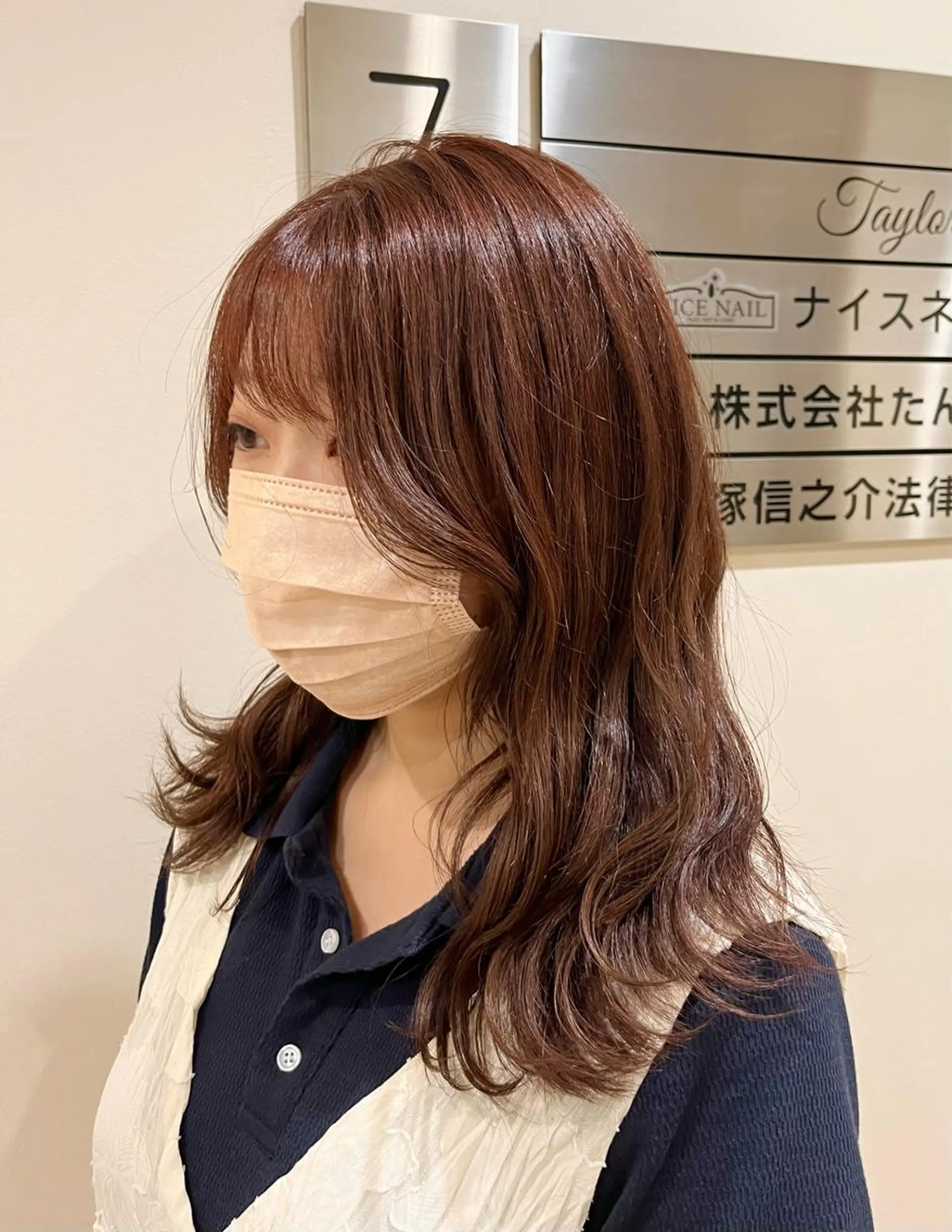 カラー ブラウンカラー ピンクカラー 森田翔斗 顔周りレイヤーのヘアスタイル