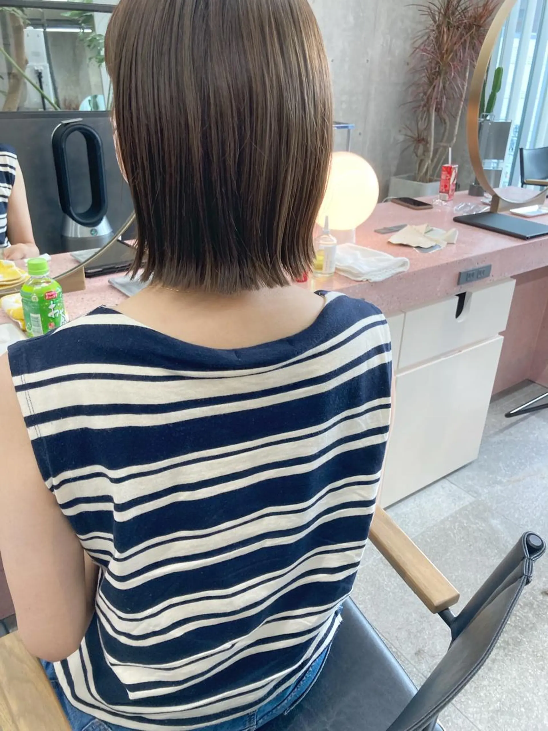 ミディアム カラー ベージュカラー ブリーチ ブリーチなしカラー オリーブベージュ カット 縮毛矯正 小木曽智美 /ボブ/ショートのヘアスタイル