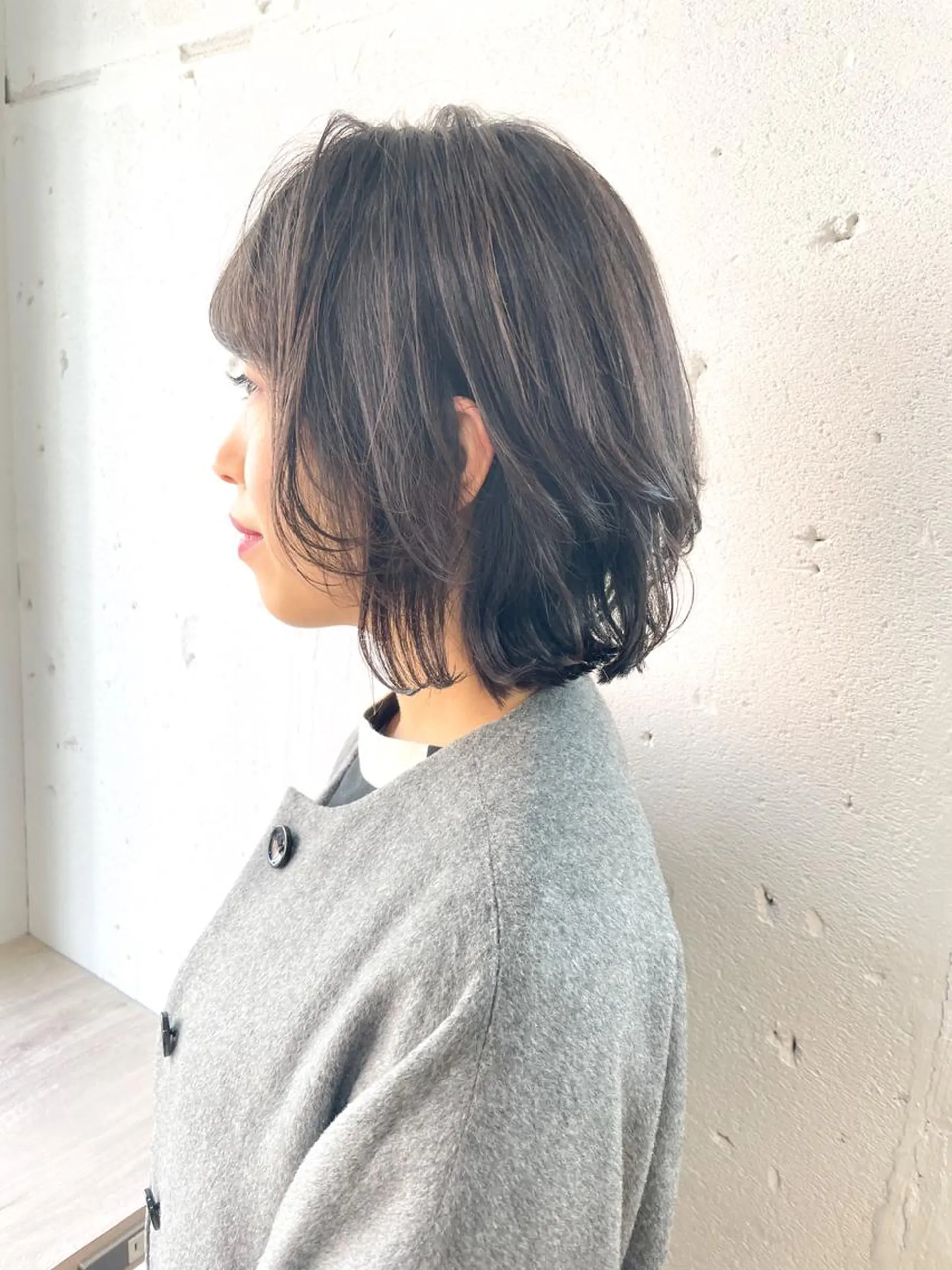 ミディアム カット ヘアカラー トリートメント HAIR WORKS HELM所属・ショート✨ボブ✨代表 新田見美仁のヘアスタイル