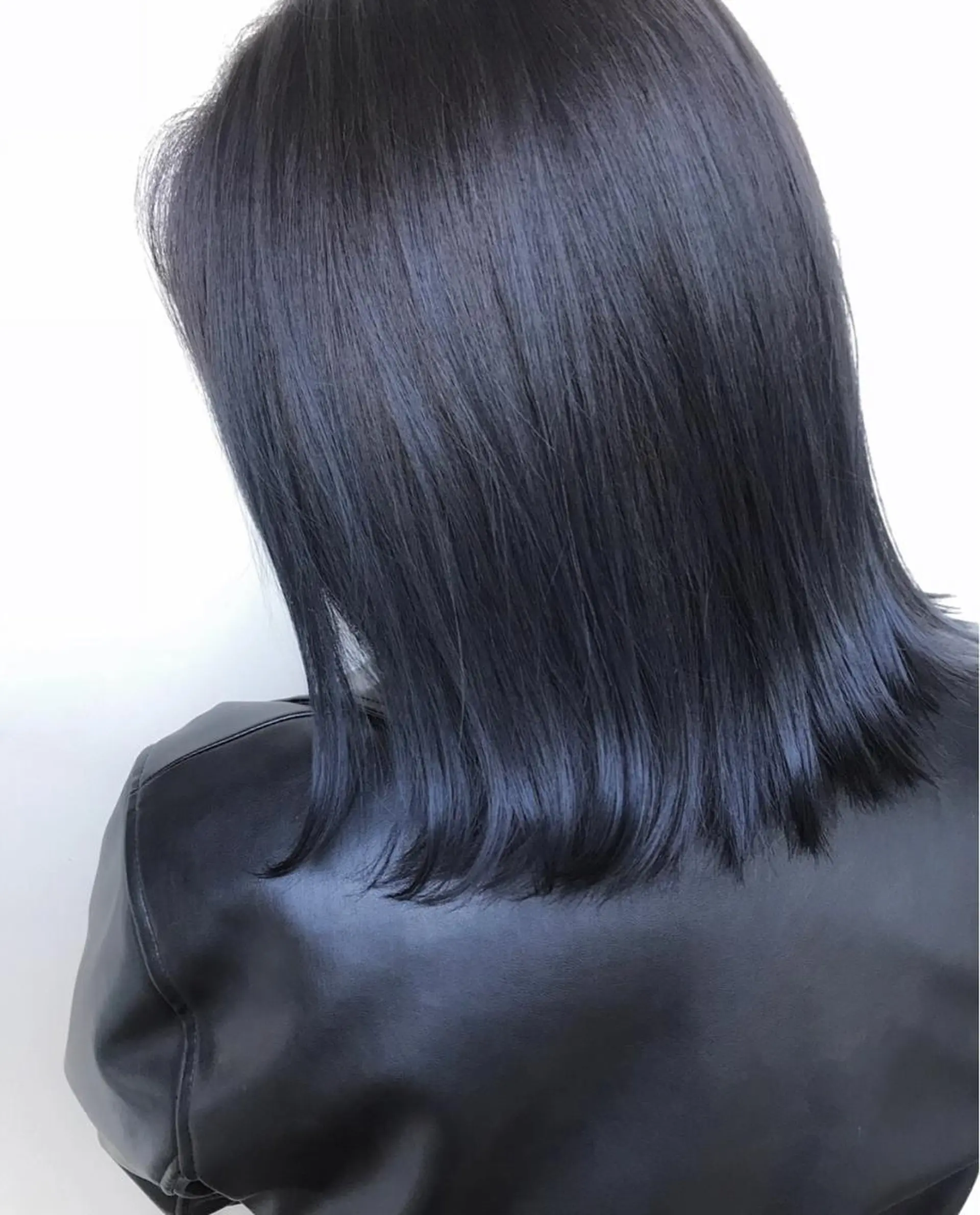 ミディアム カラー パーマ ヘアアレンジ メンズ キッズ ネイル マツエク・マツパ メンズバレイヤージュ メンズブリーチ メンズハイライト メンズハイトーン メンズインナーカラー ヘアカラー トリートメント 髪質改善🇰🇷 レイヤーカット/梅田のヘアスタイル