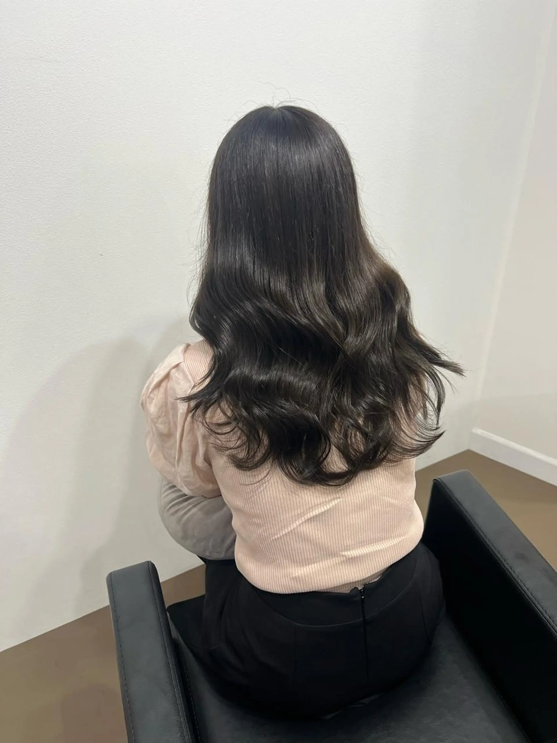 ロング カラー ダブルカラー ハイライトカラー イルミナカラー 顔まわりレイヤー ハイライト 神戸ボブ✂️ ioe三宮/田 伸佳のヘアスタイル