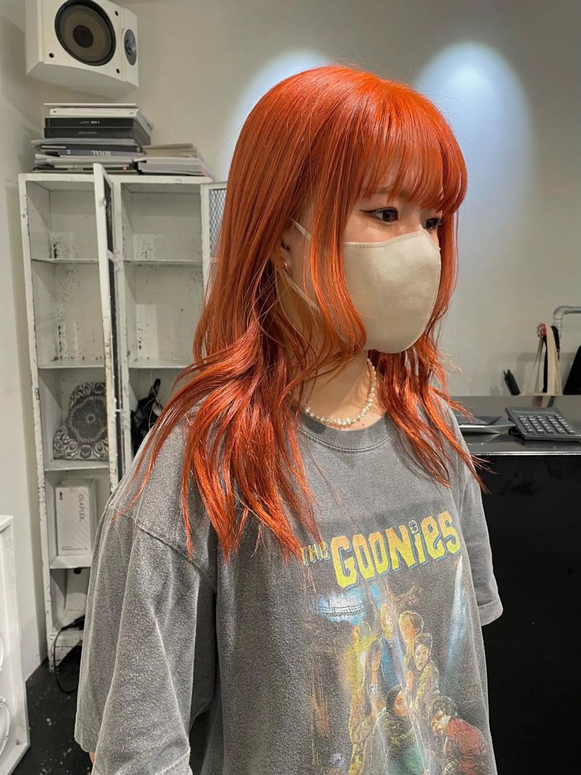 セミロング カラー パーマ ヘアアレンジ メンズ キッズ ネイル マツエク・マツパ アイブロウ メンズブリーチ ブリーチ オレンジ カラーマツエク オレンジ 艶ハイトーン/ヘア アレンジAYAKAのヘアスタイル