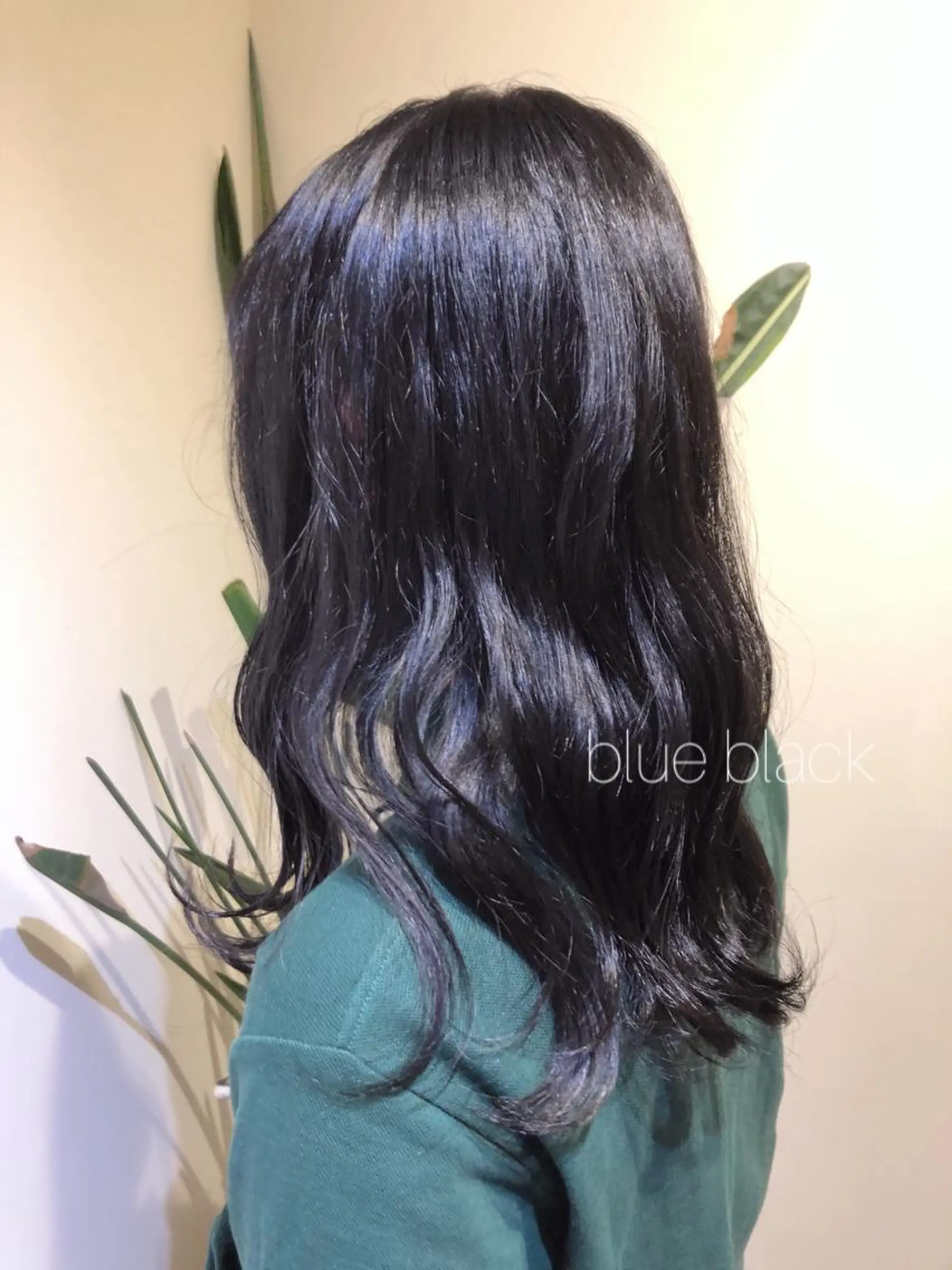 セミロング ヘアカラー 🧡ミルクティー/ レイヤー🧡ショウナのヘアスタイル