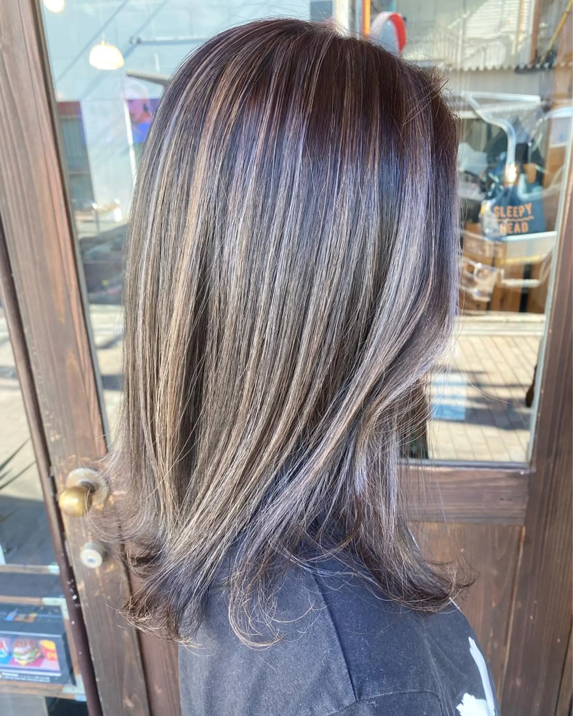 セミロング カラー ヘアカラー トリートメント 玉木 育実のヘアスタイル