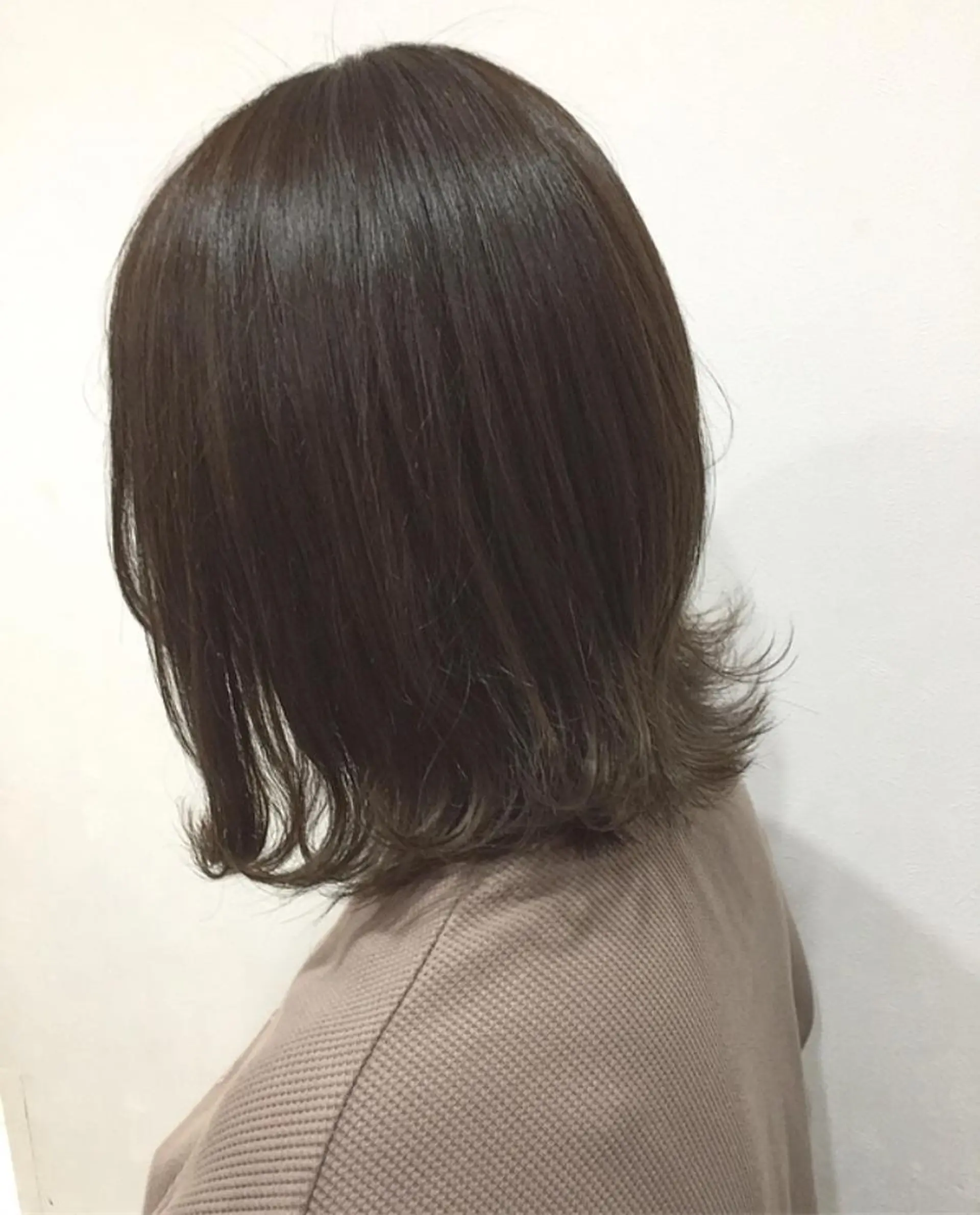 ミディアム カラー 脱白髪染め美容師 竹内涼乃のヘアスタイル