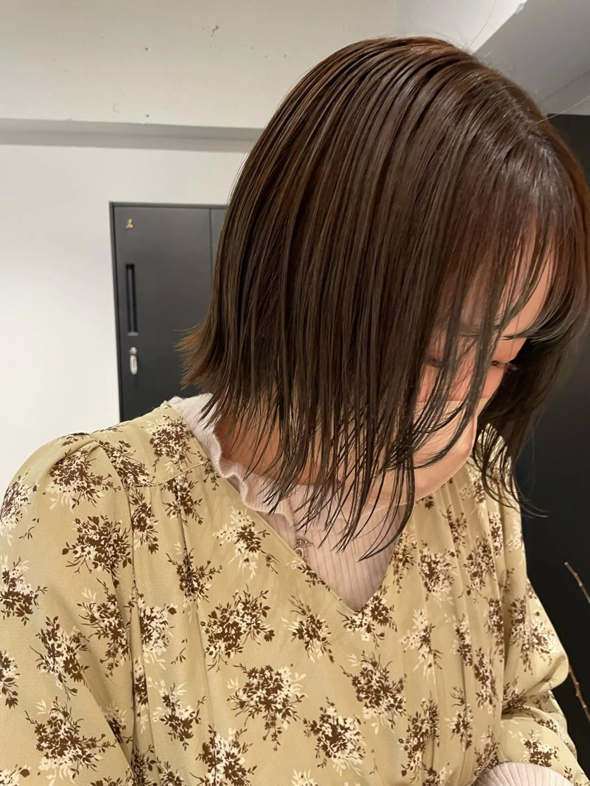 ミディアム カラー カット ヘアカラー トリートメント SALOWIN下北沢所属・hazuki 🌝のヘアスタイル