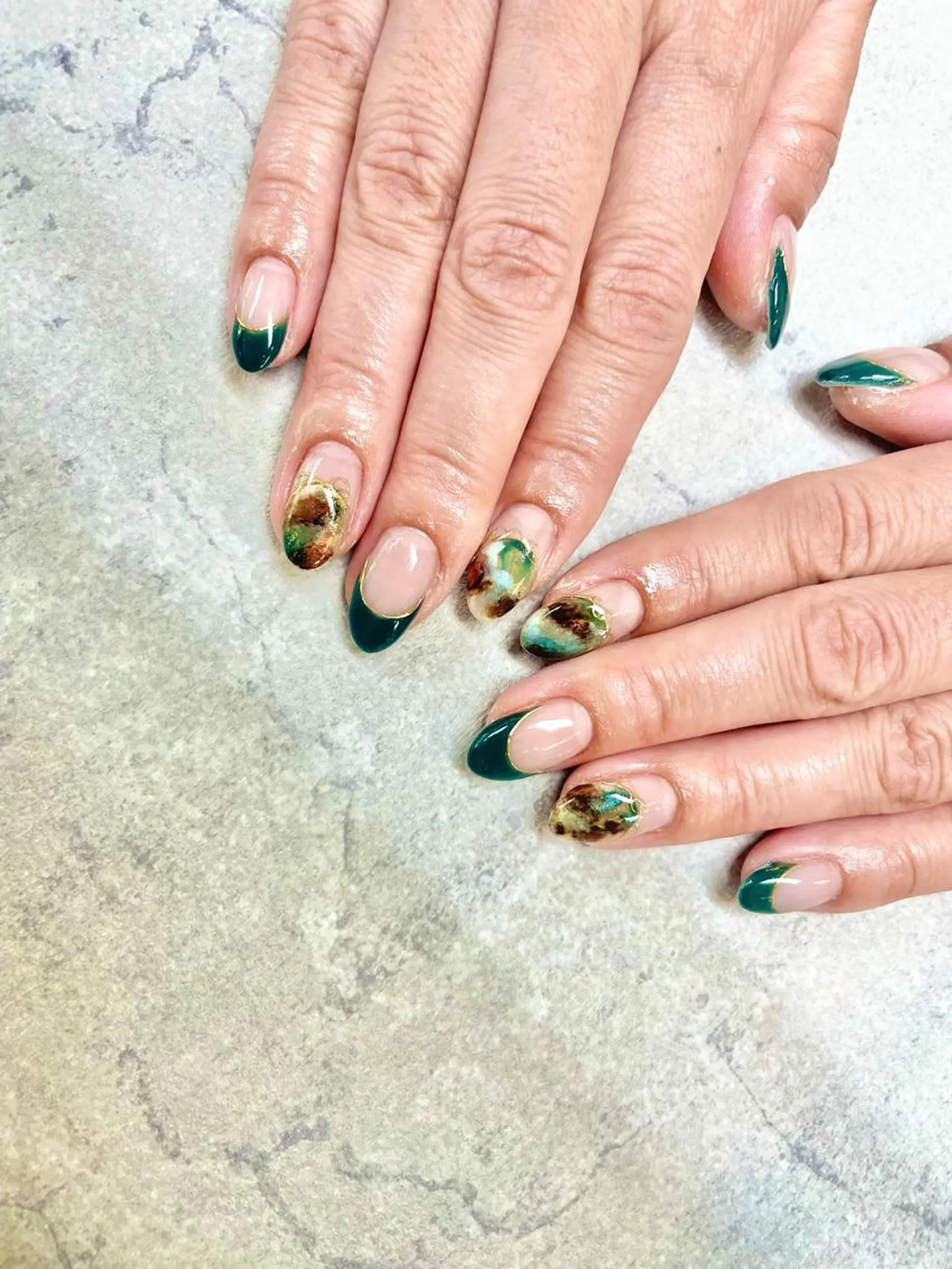 ネイル アートネイル フレンチネイル ジェルネイル ガラスフレンチ グラデーション ハンドネイル ハンドケア FASTNAIL PLUS 新宿店のネイルデザイン