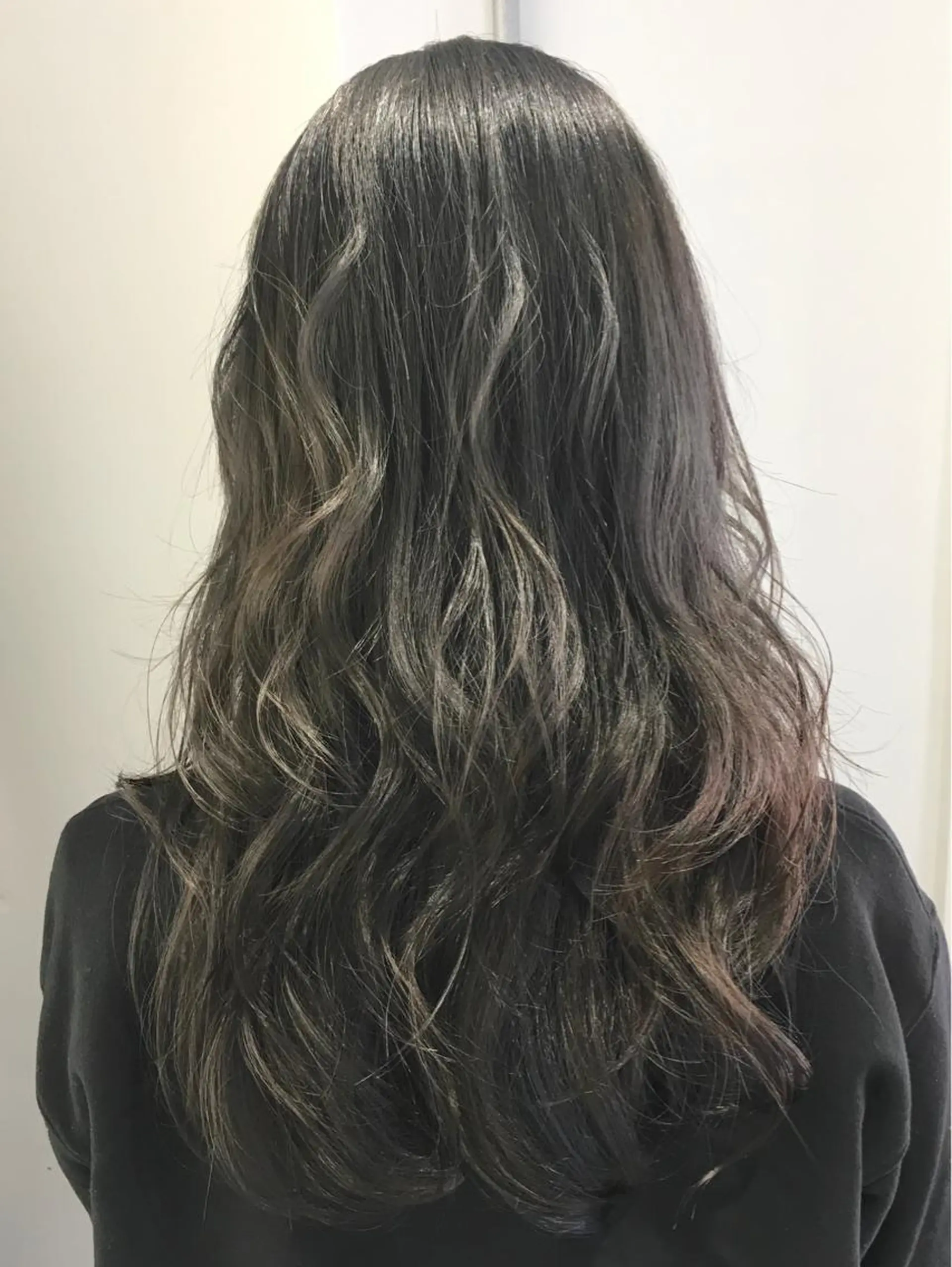 ロング カラー グレージュ カット ヘアカラー トリートメント ヘアセット go today shaire salon 本店所属・yoshi ☆のヘアスタイル