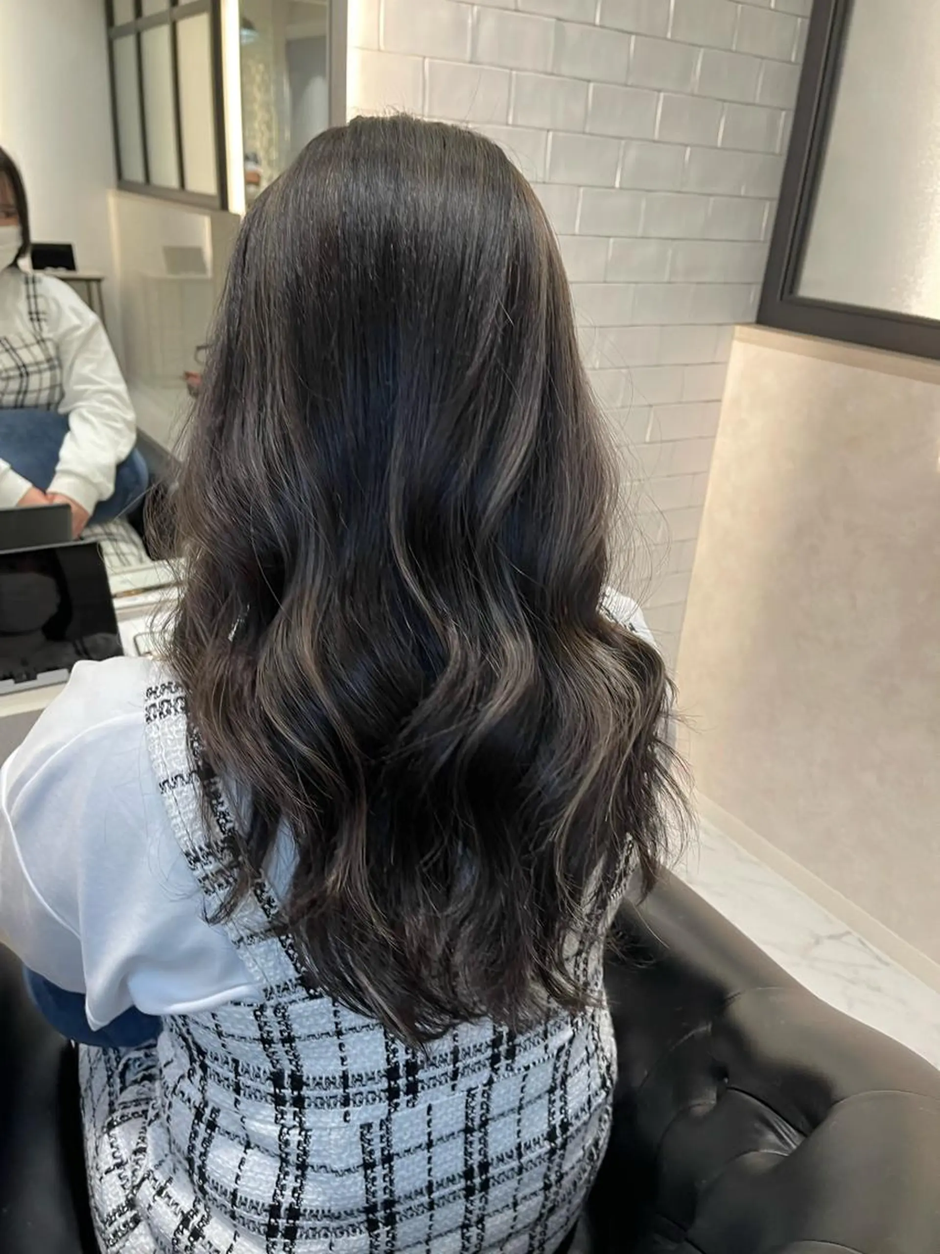 ロング カラー ヘアカラー トリートメント &chaLme   心斎橋所属・emi/髪質改善/ 韓国風/艶カラーのヘアスタイル