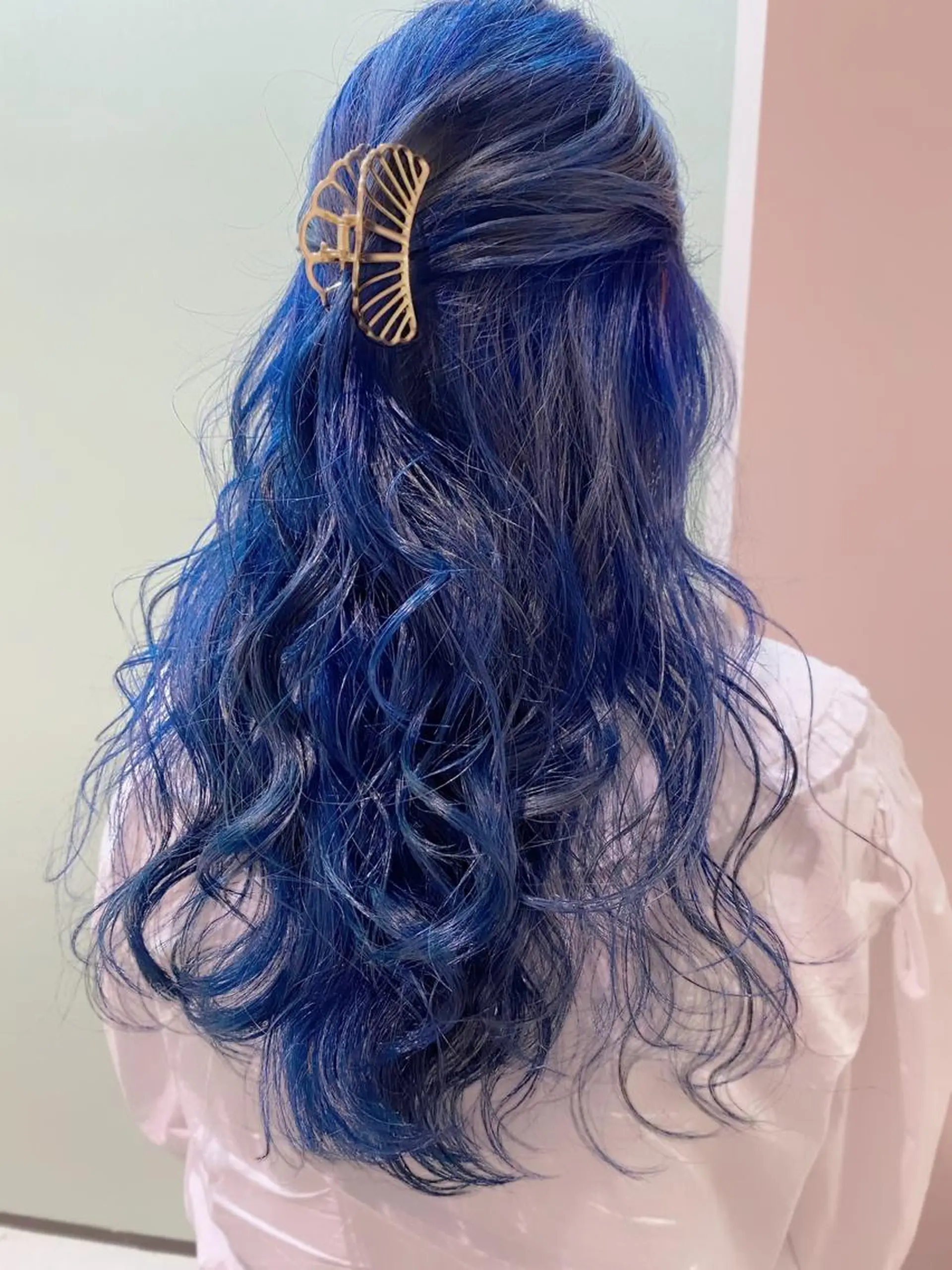 ロング カラー ブルーカラー 艶髪/モテヘア🎀 MIHOのヘアスタイル