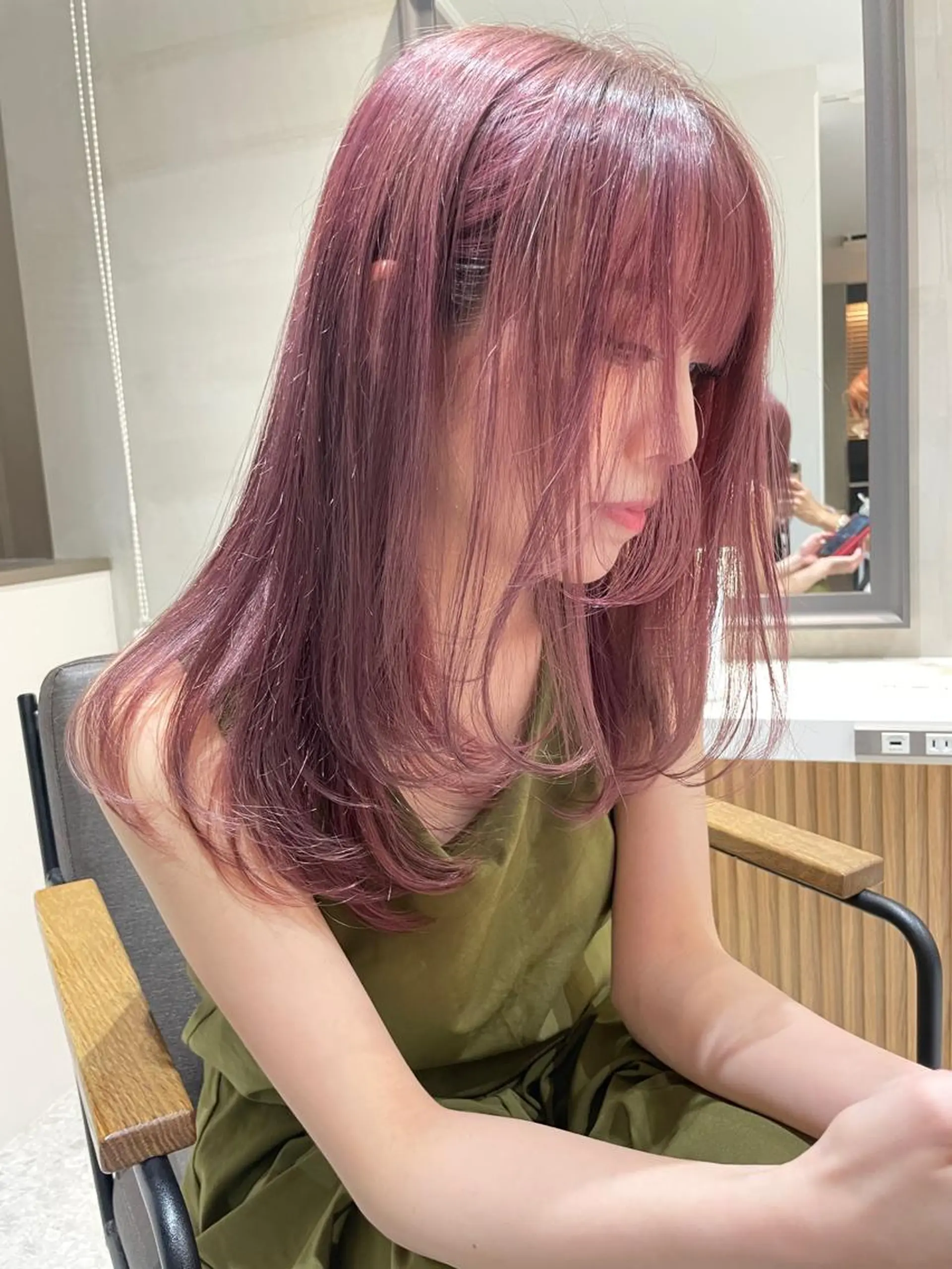 ロング Rita/髪質改善 /透明感カラーのヘアスタイル